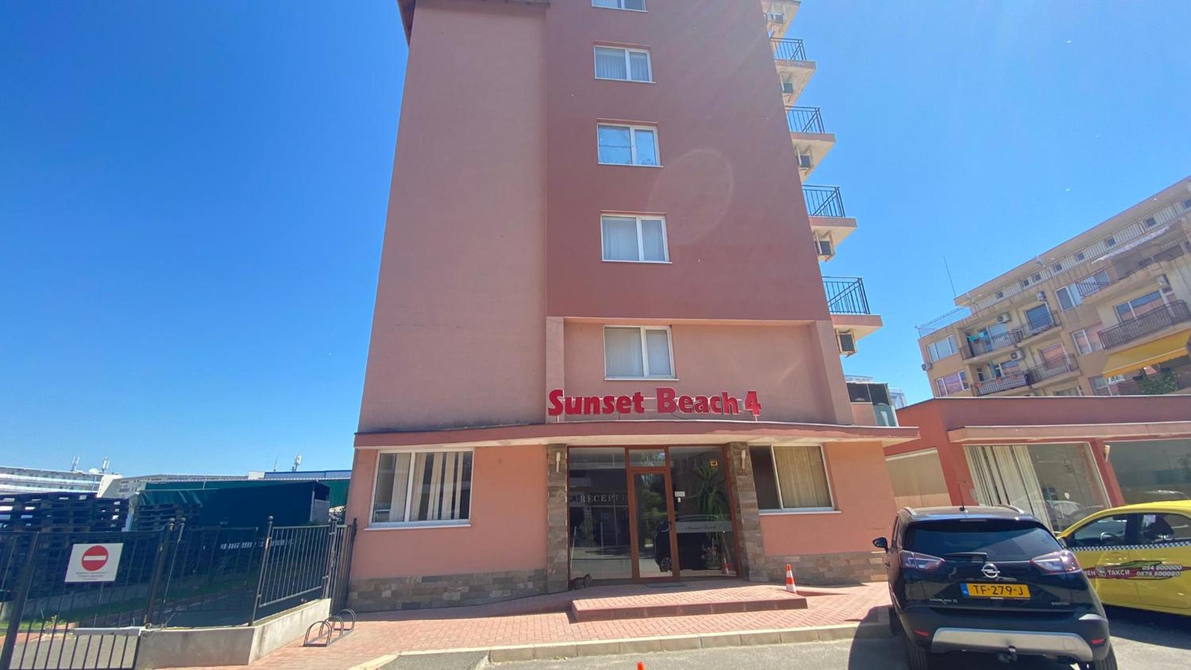 Bratanov Sunset Beach 4