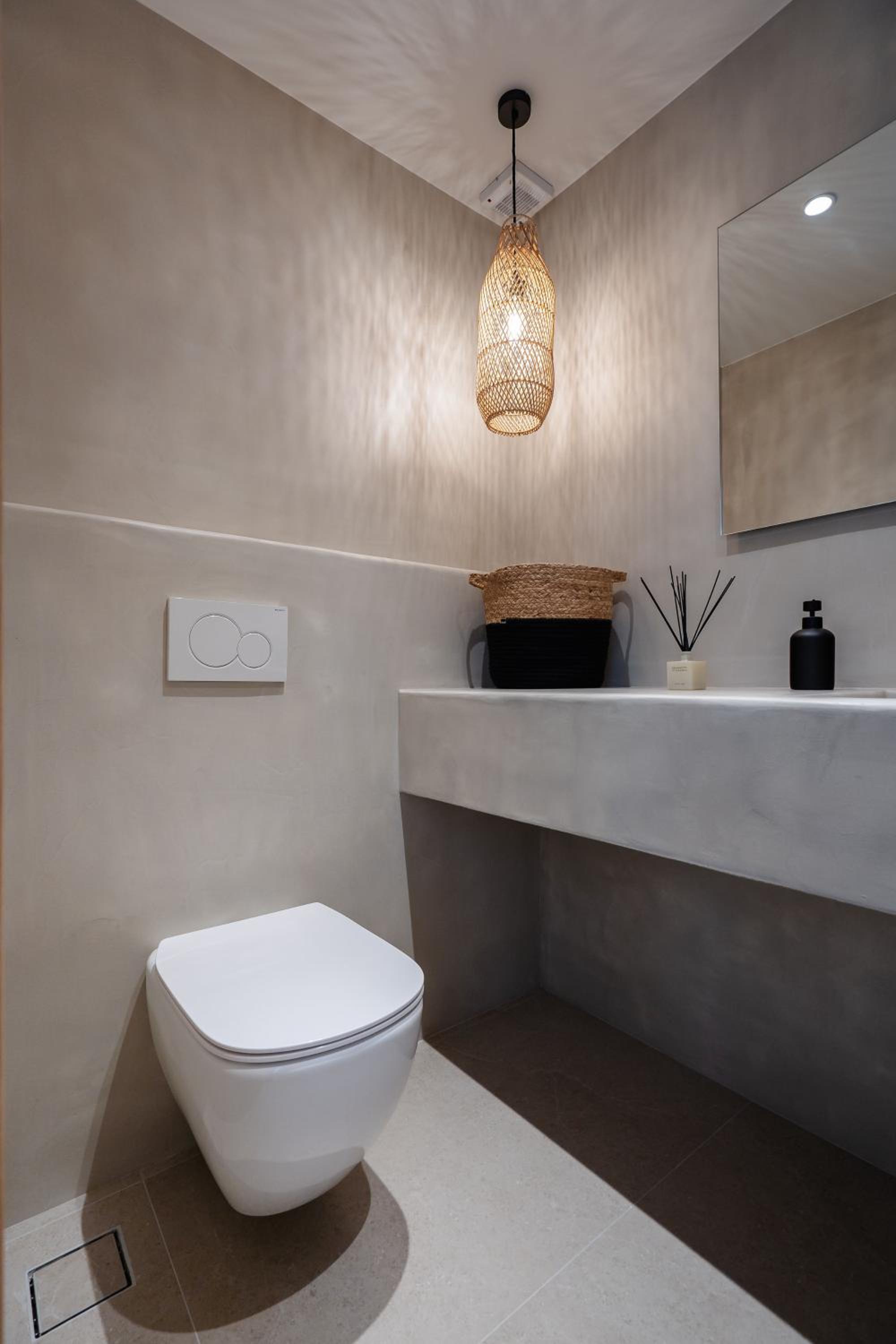 C and G VILLAS photo 3