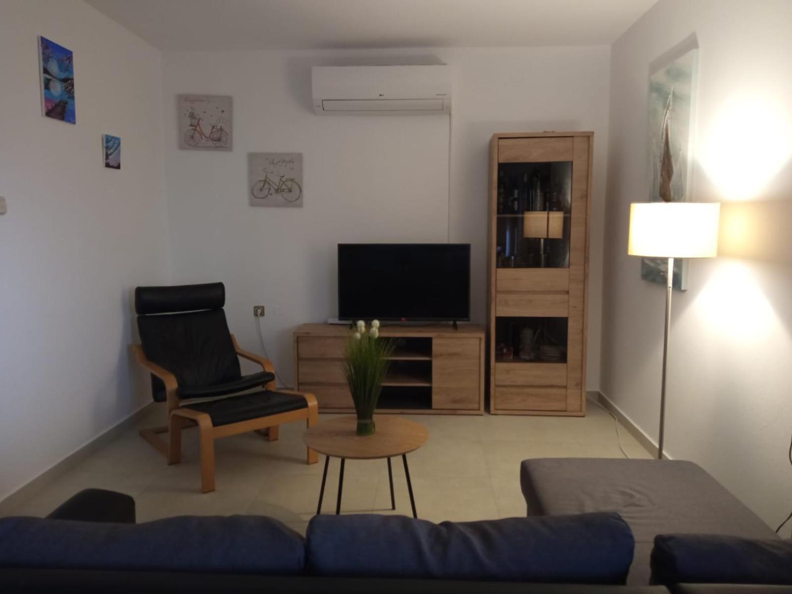 Apartman Dora