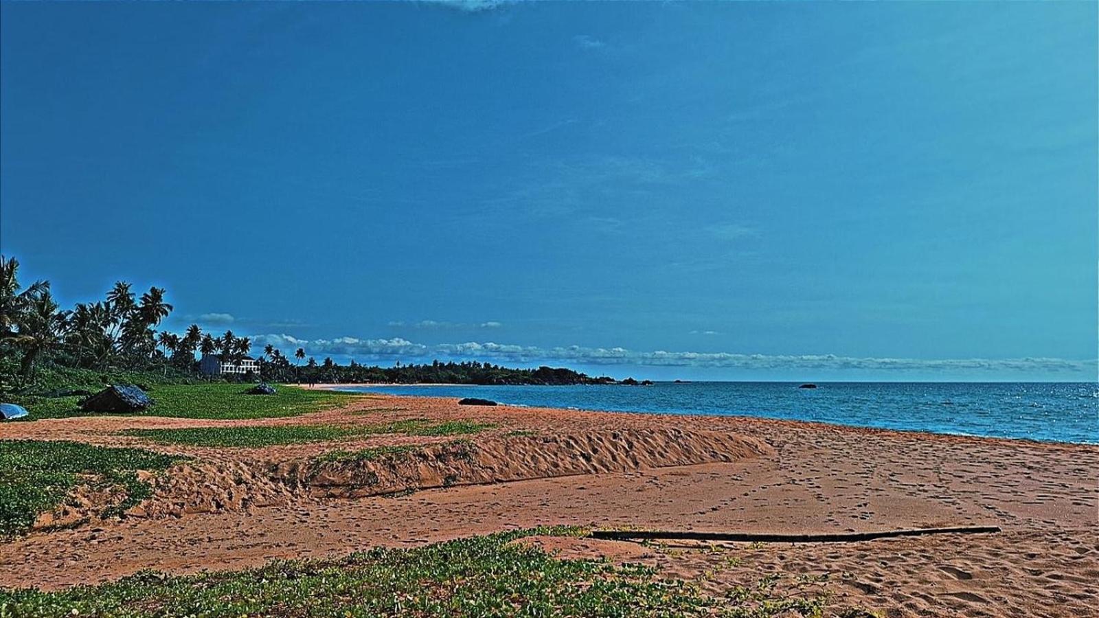 Raja Beach Hotel