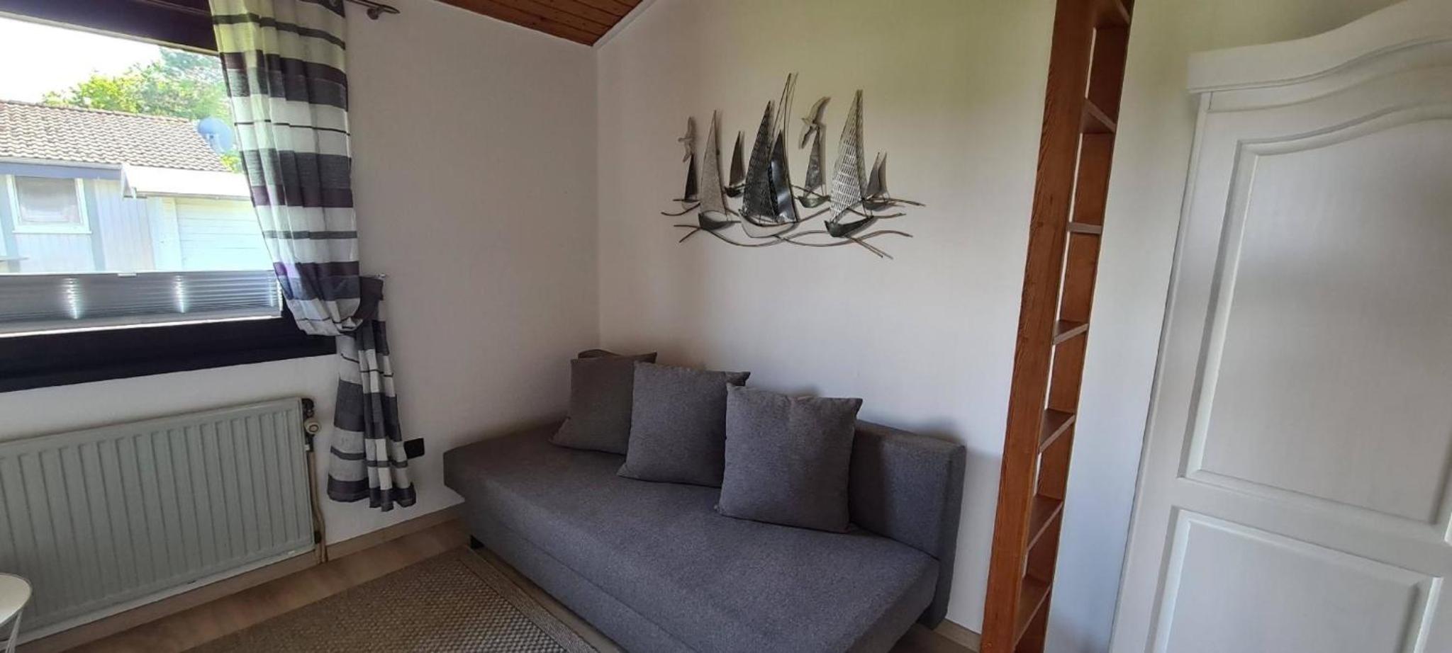 Ferienhaus am Binnensee mit Terrasse und Garten