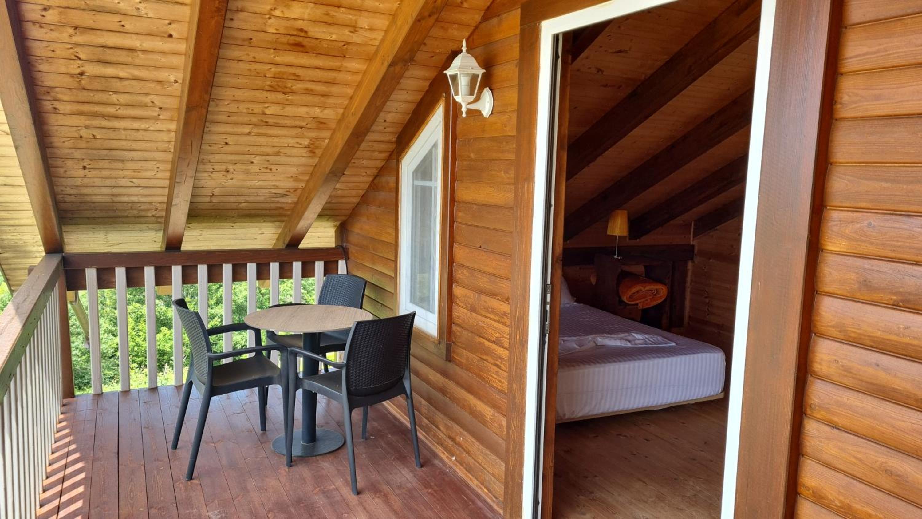 Sol Apartments Gjiri Lalzit