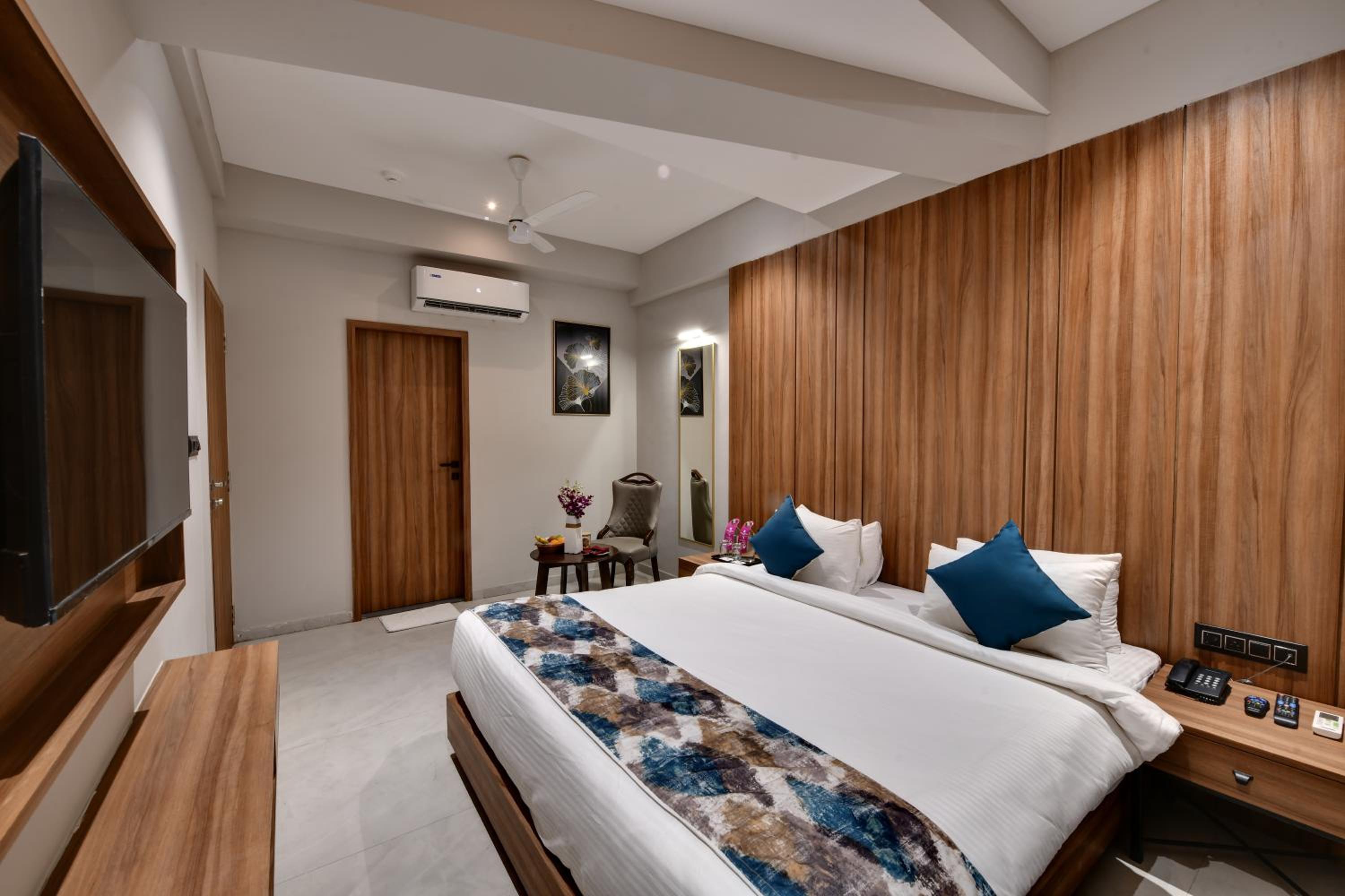 Regenta Inn Motikhavdi Jamnagar