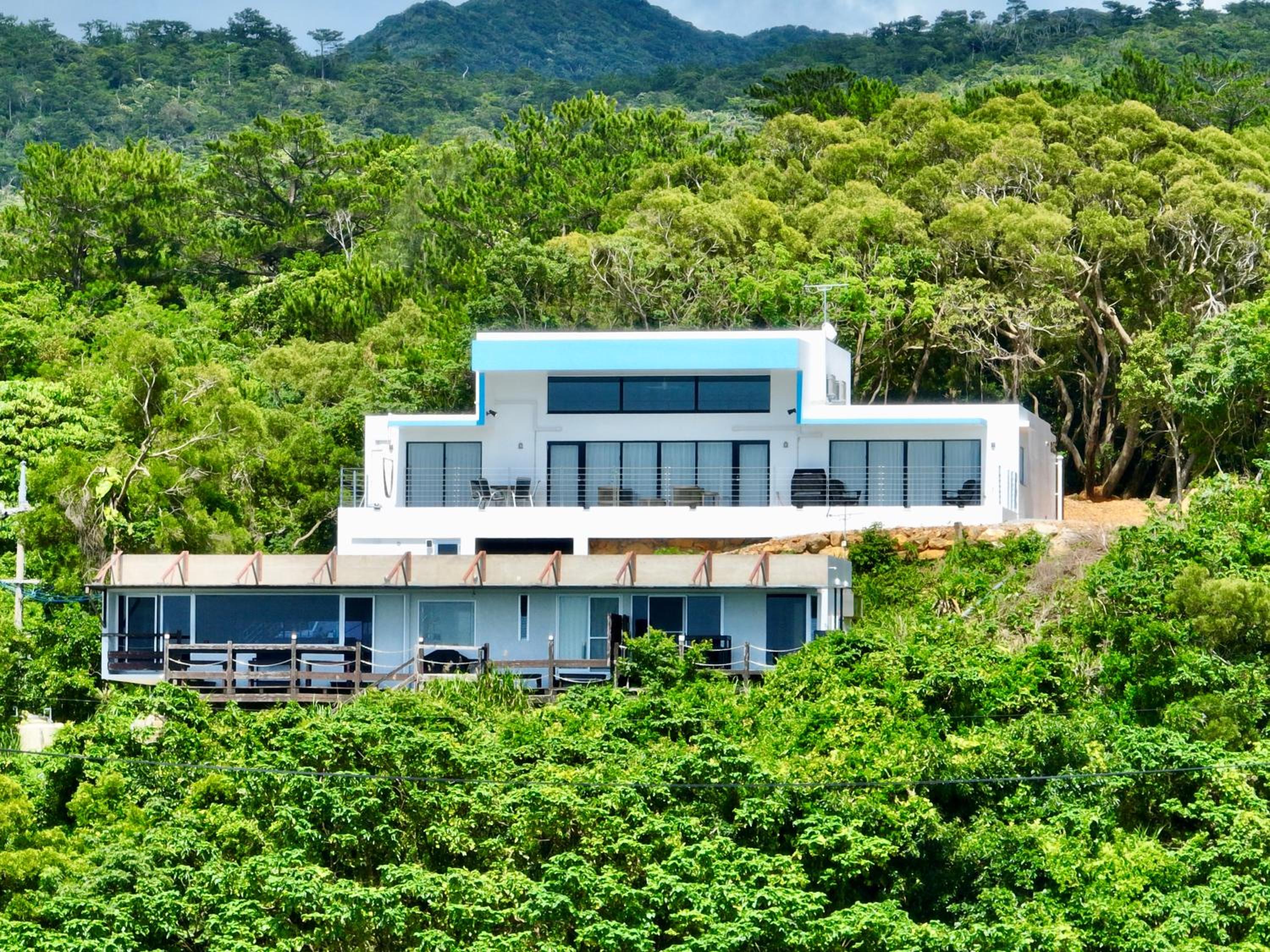 Bella Vista - penthouse view 3