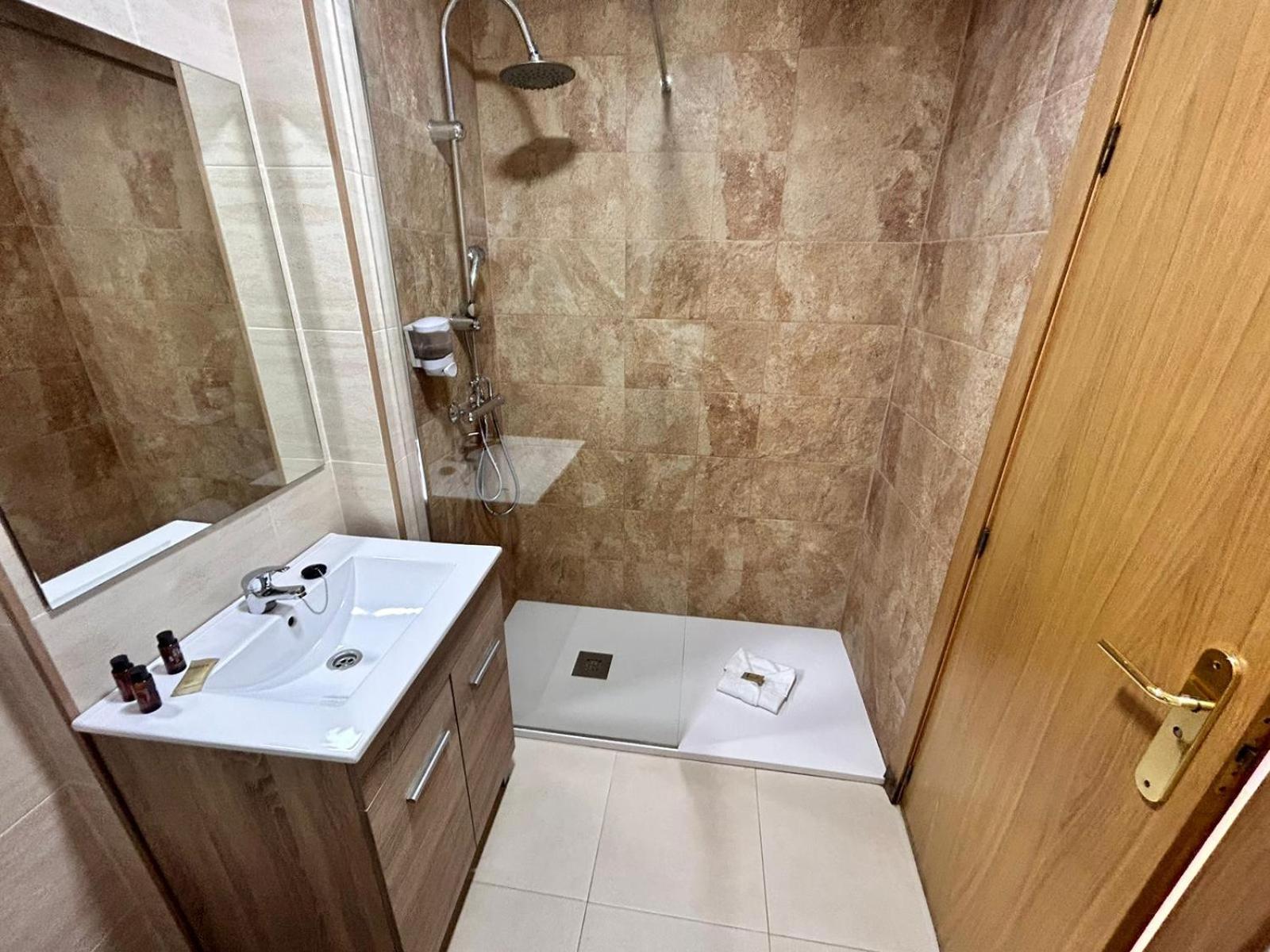 Complejo de apartamentos, áticos y Dúplex vacacionales Empul Caños de Meca