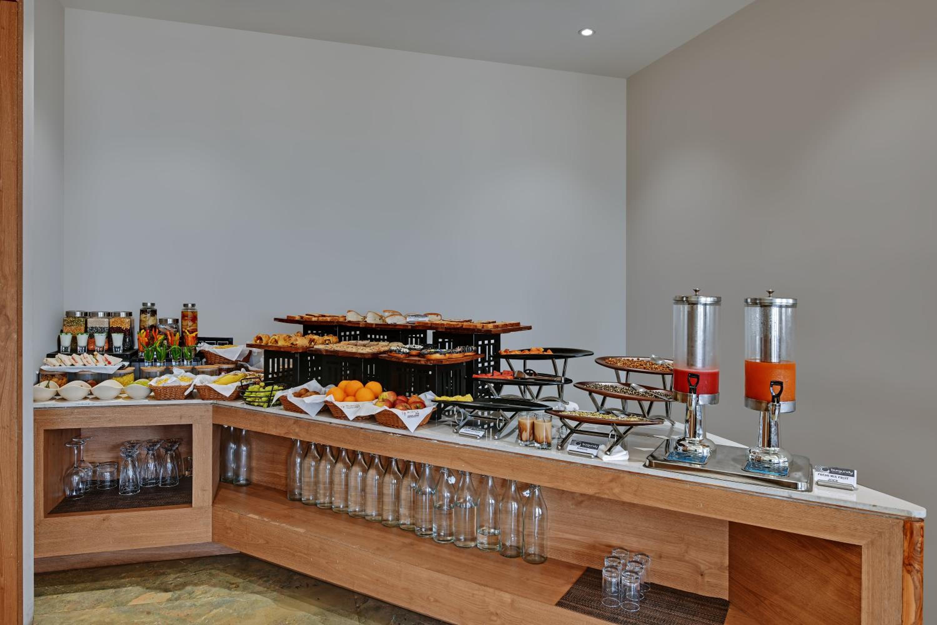 Regenta Inn Motikhavdi Jamnagar