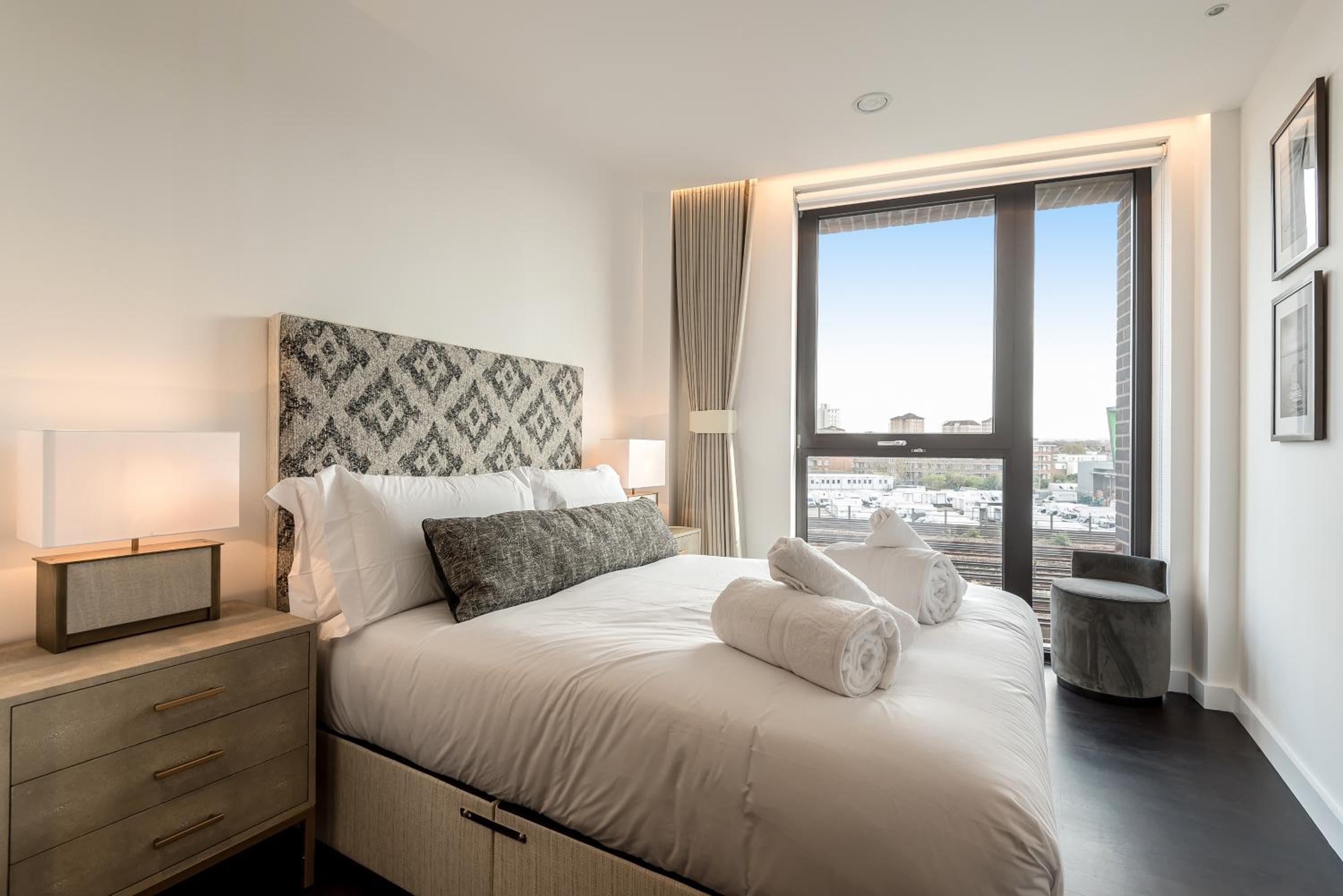Thornes House Apartments
