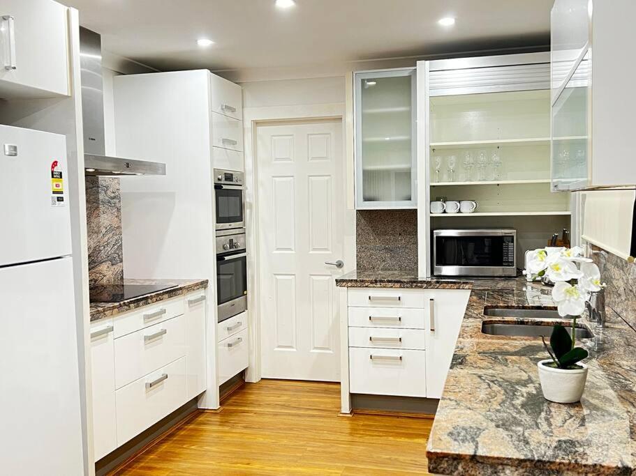 Elegant Cozy House in Chatswood, Maxi 10 People