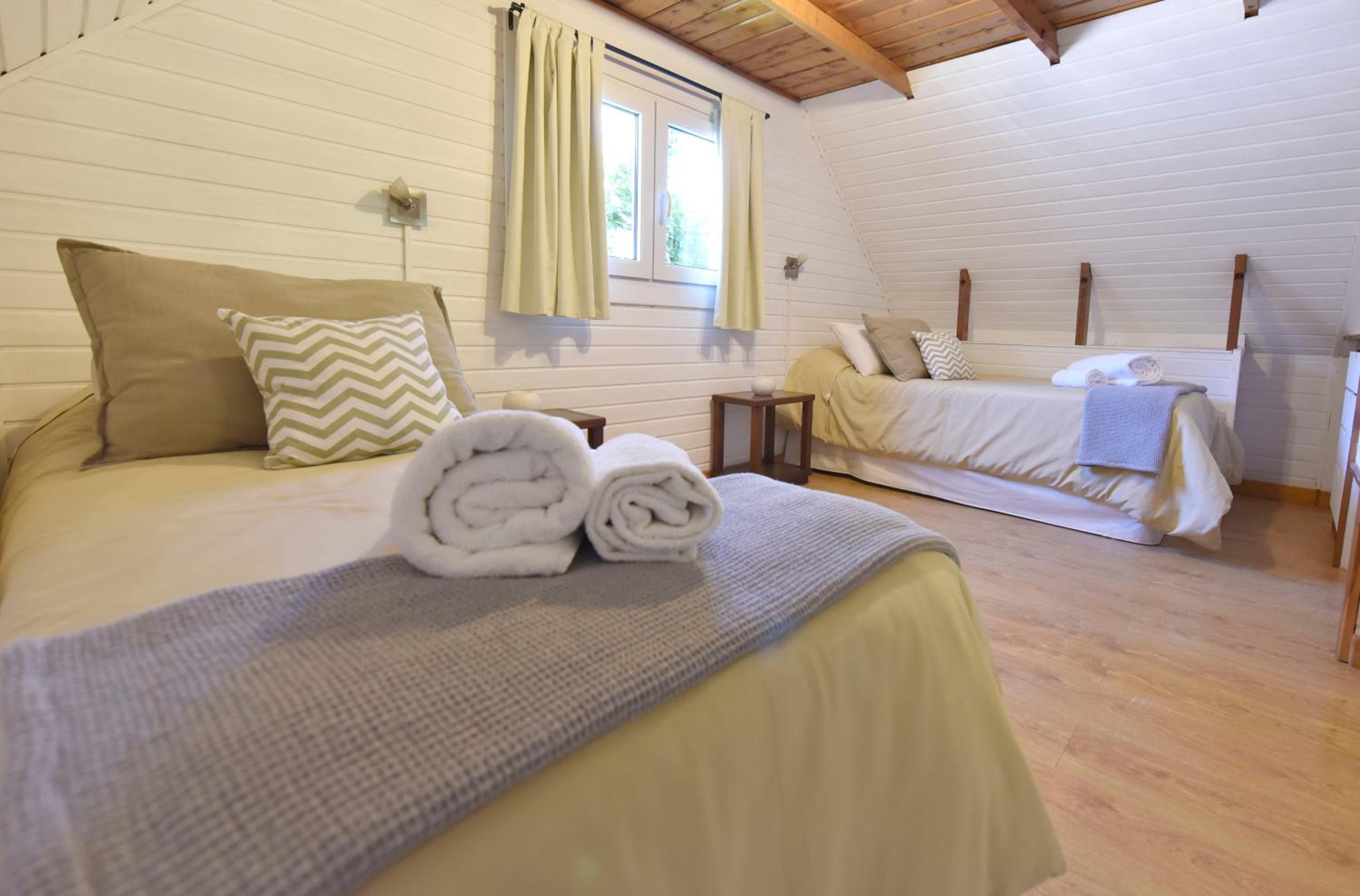 Cabañas Nonthue by Visionnaire