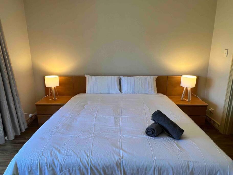 Cozy 4-Bedroom Family House in Central Chatswood