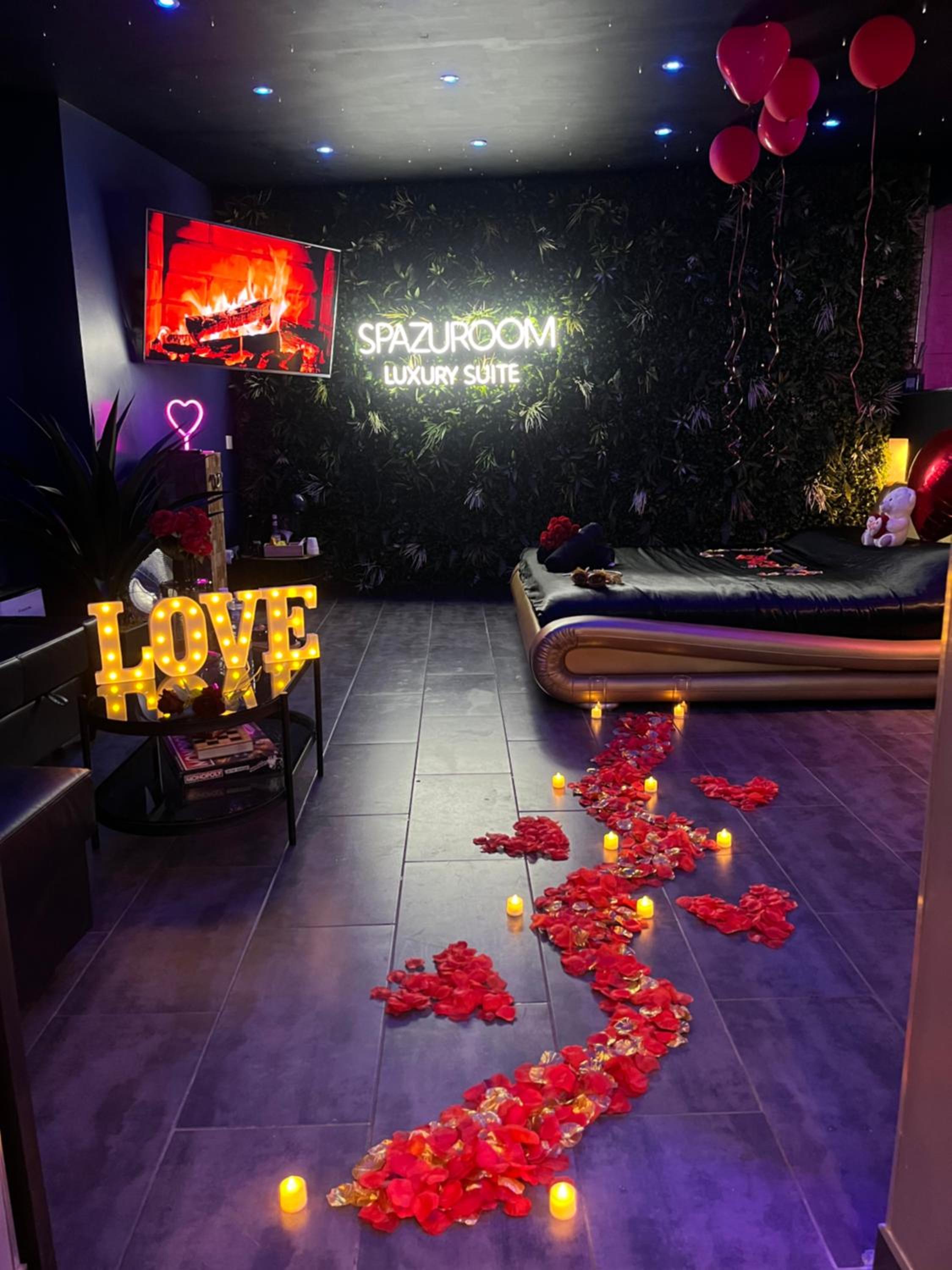 Spazuroom Luxury Suite