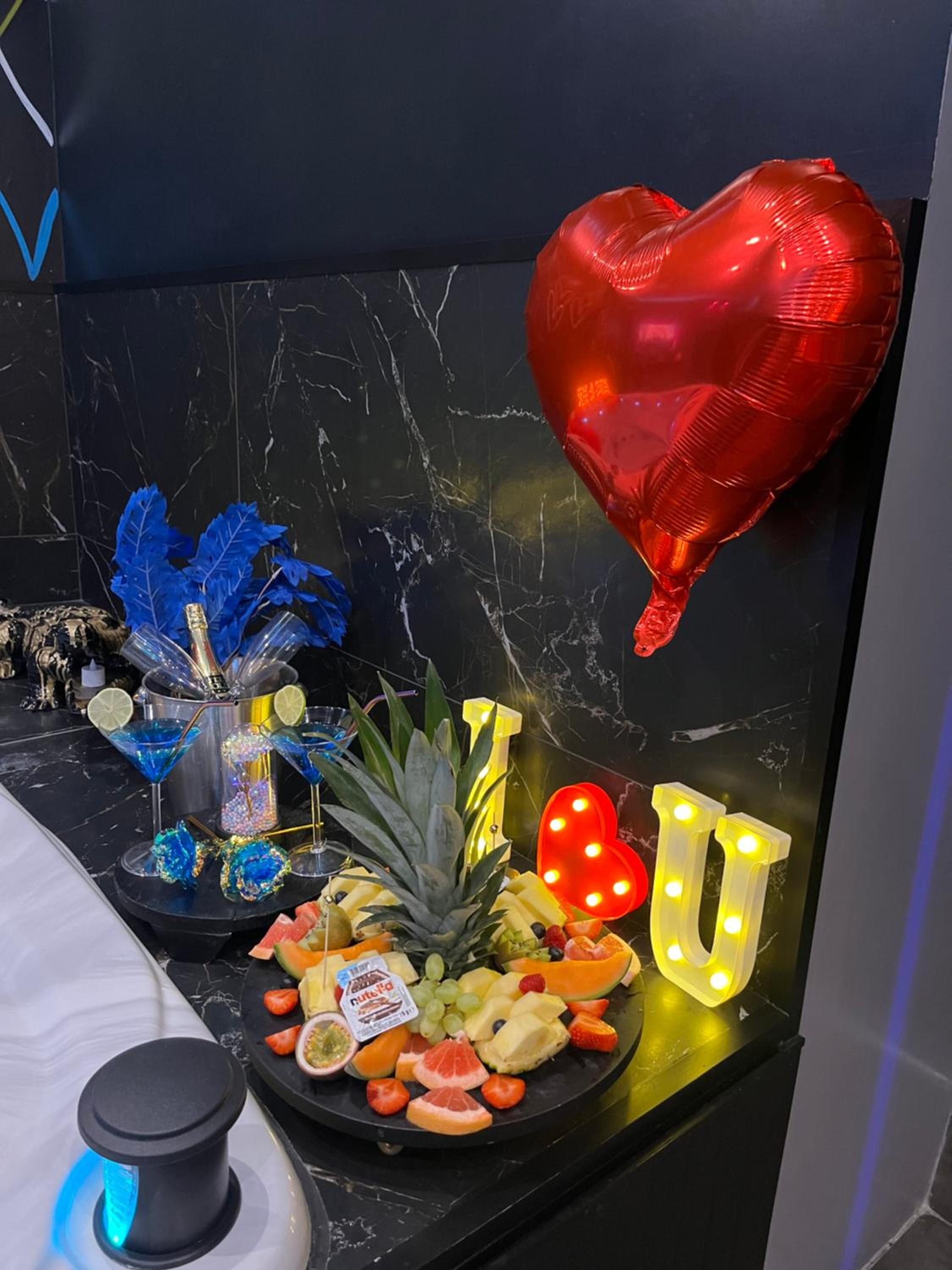 Spazuroom Luxury Suite