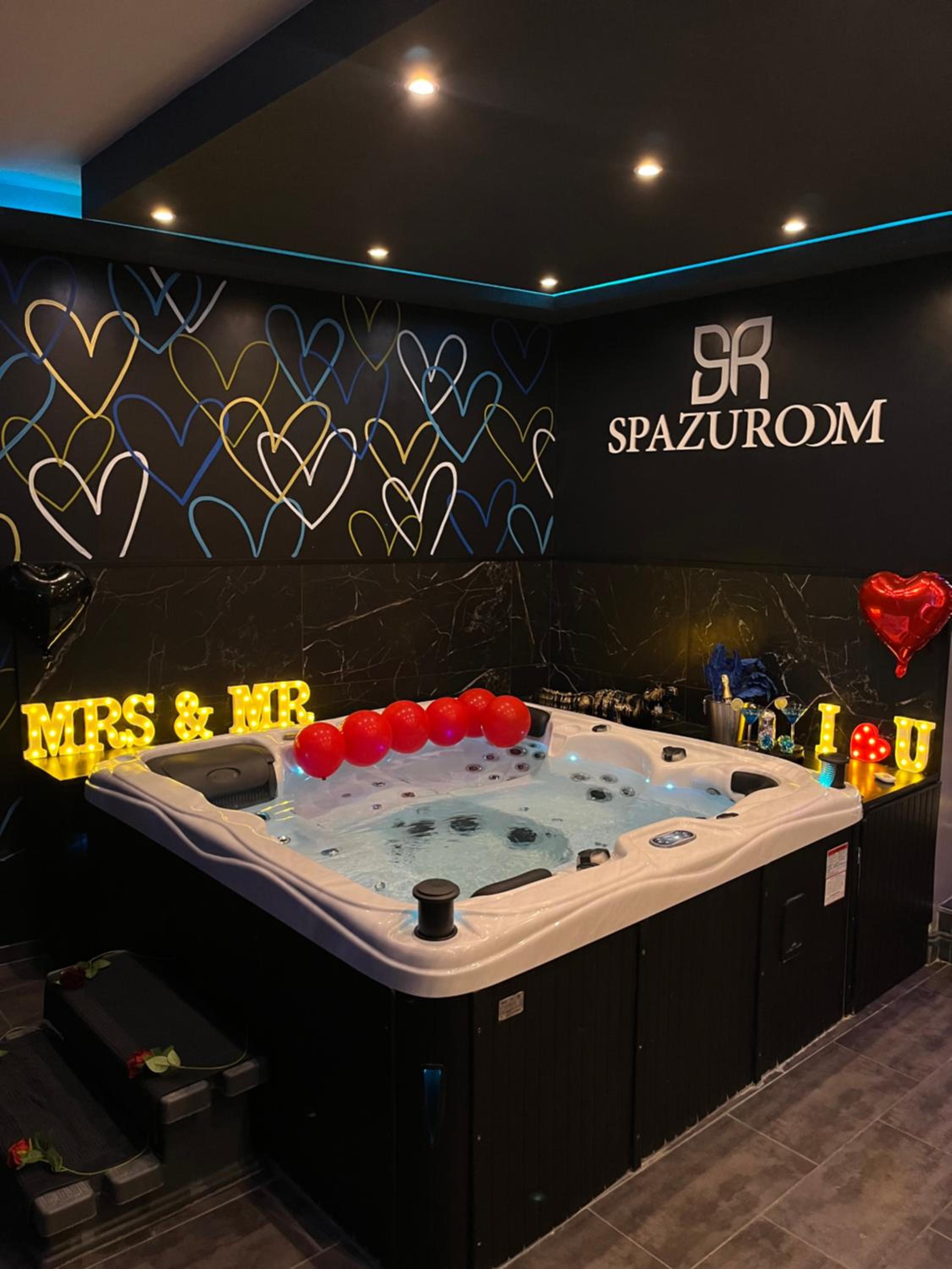 Spazuroom Luxury Suite