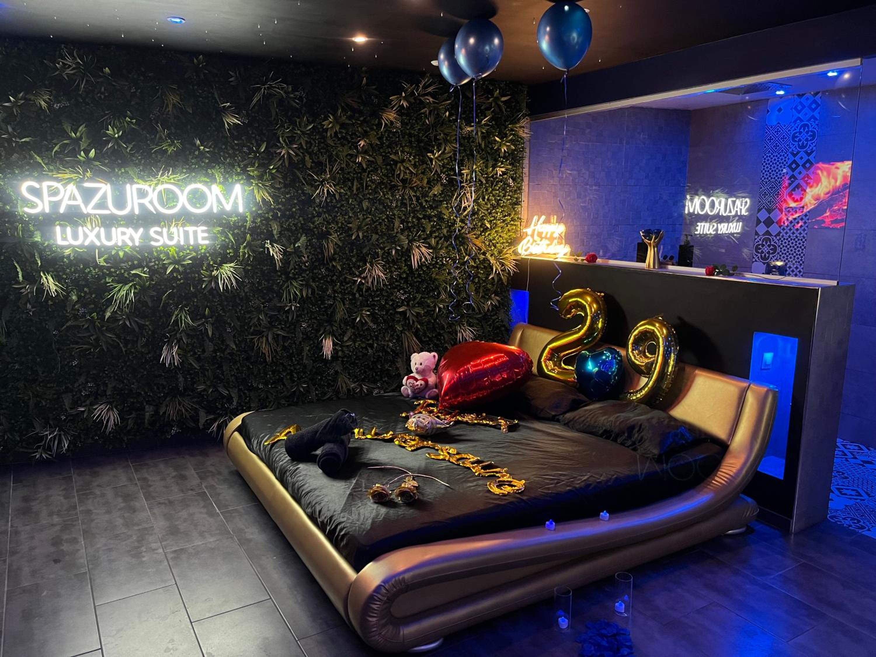 Spazuroom Luxury Suite