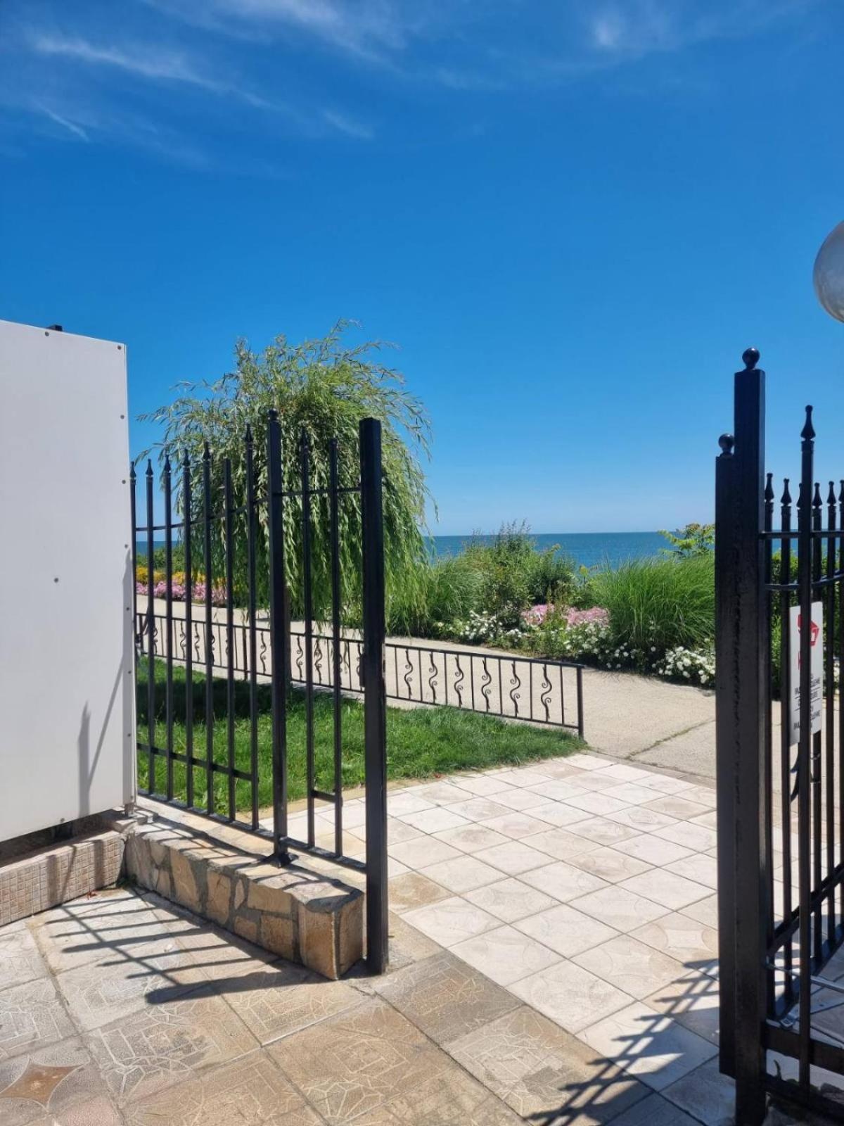 Prestige Fort Beach apartment