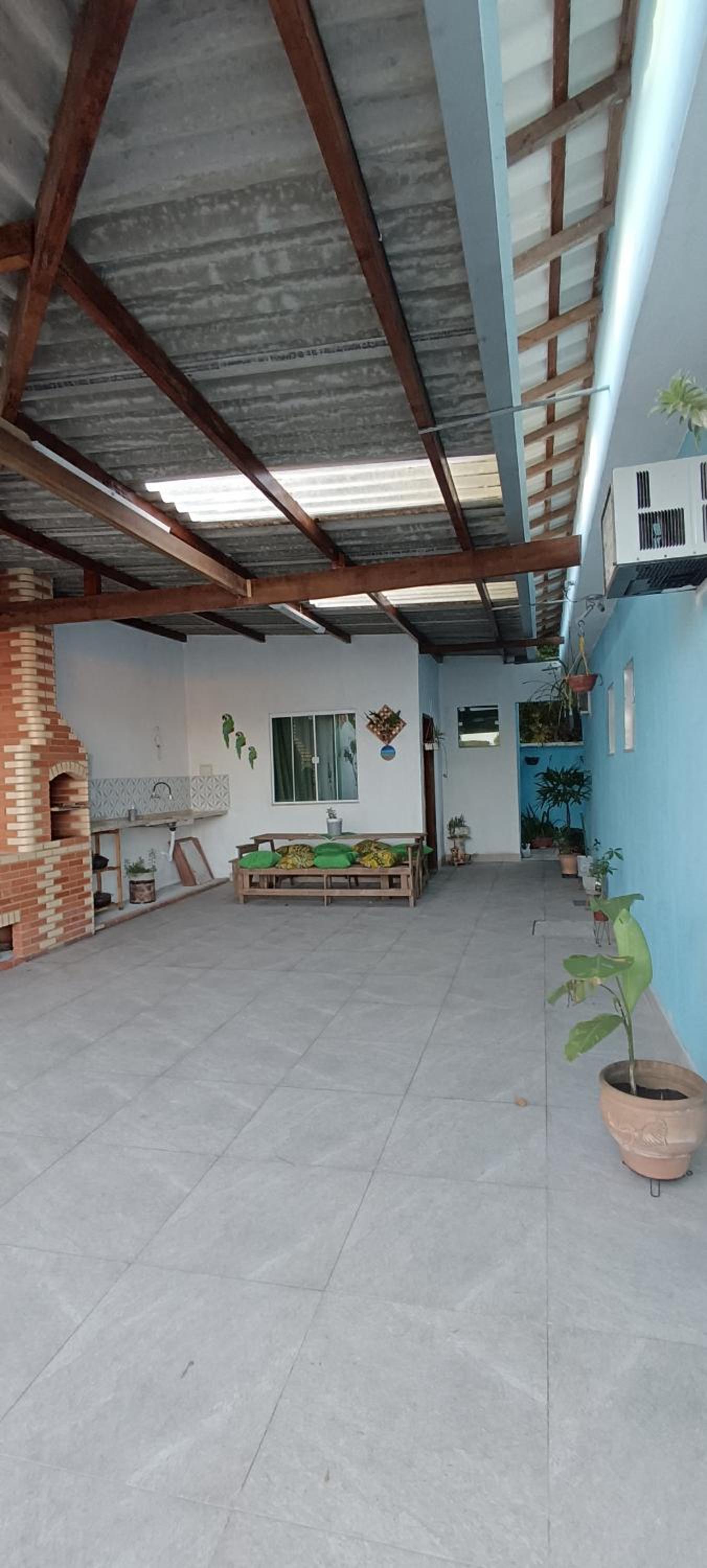 Casa em Unamar com piscina privativa
