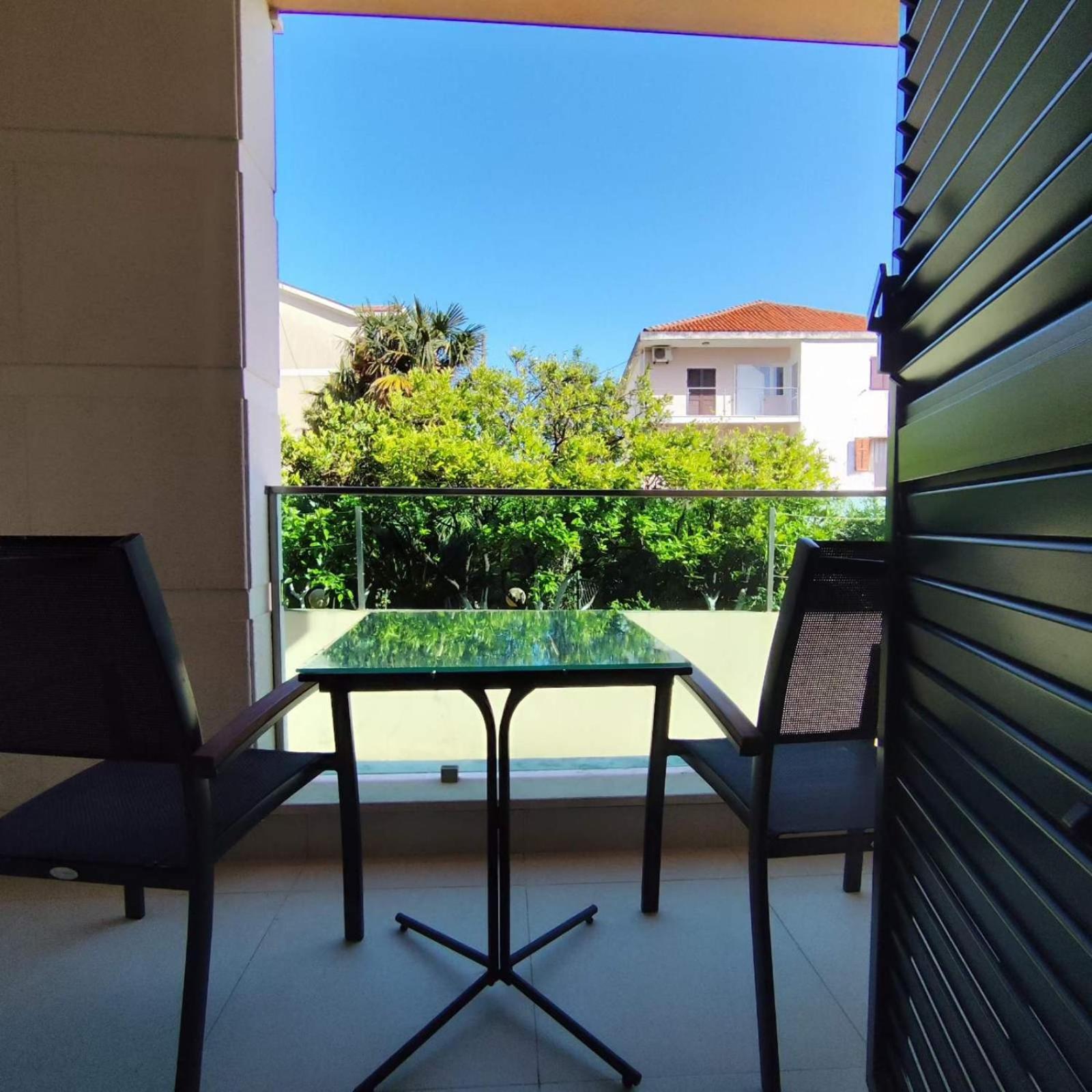 Lucky Studios view 4