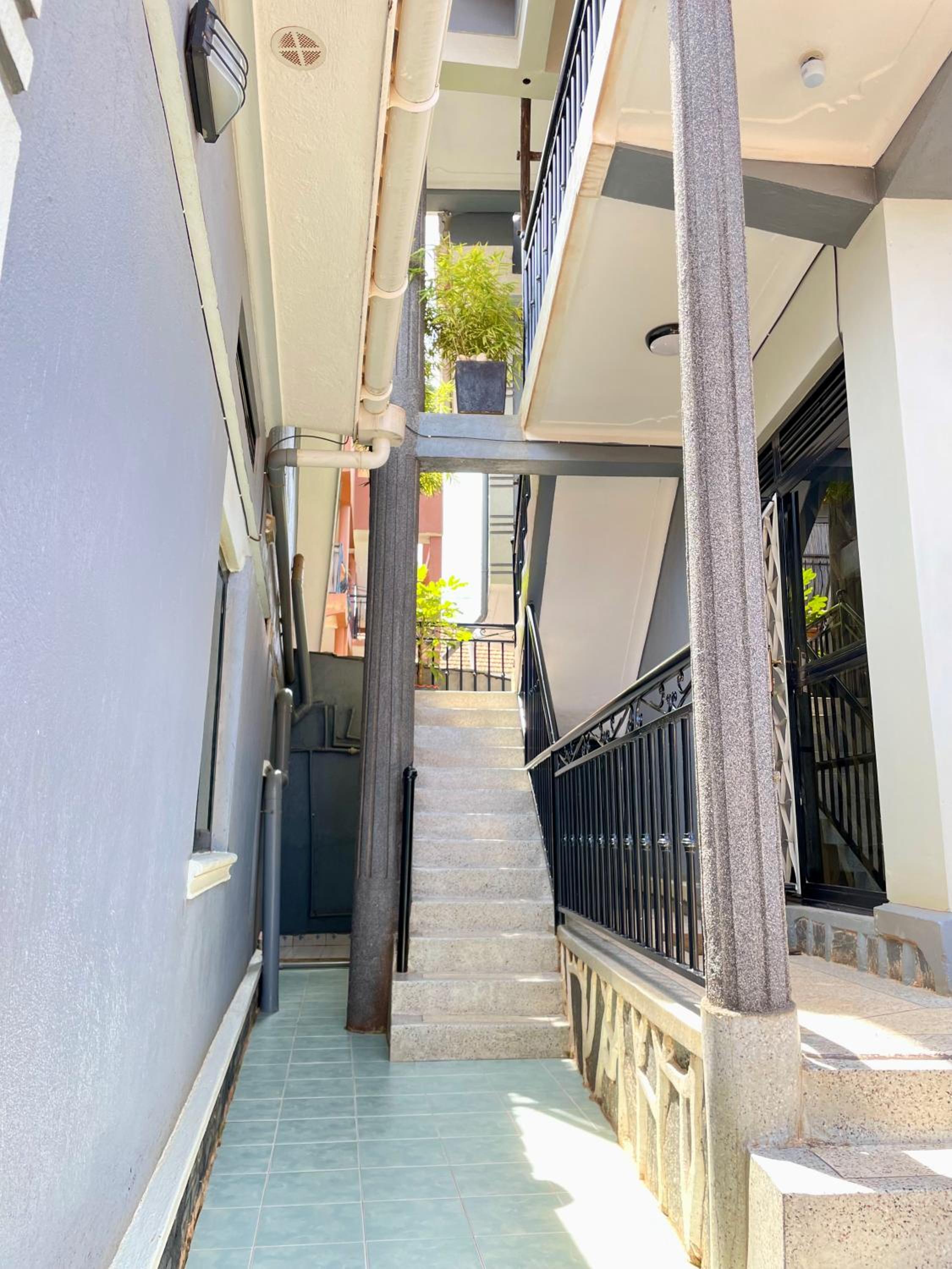 K Kitende Apartments
