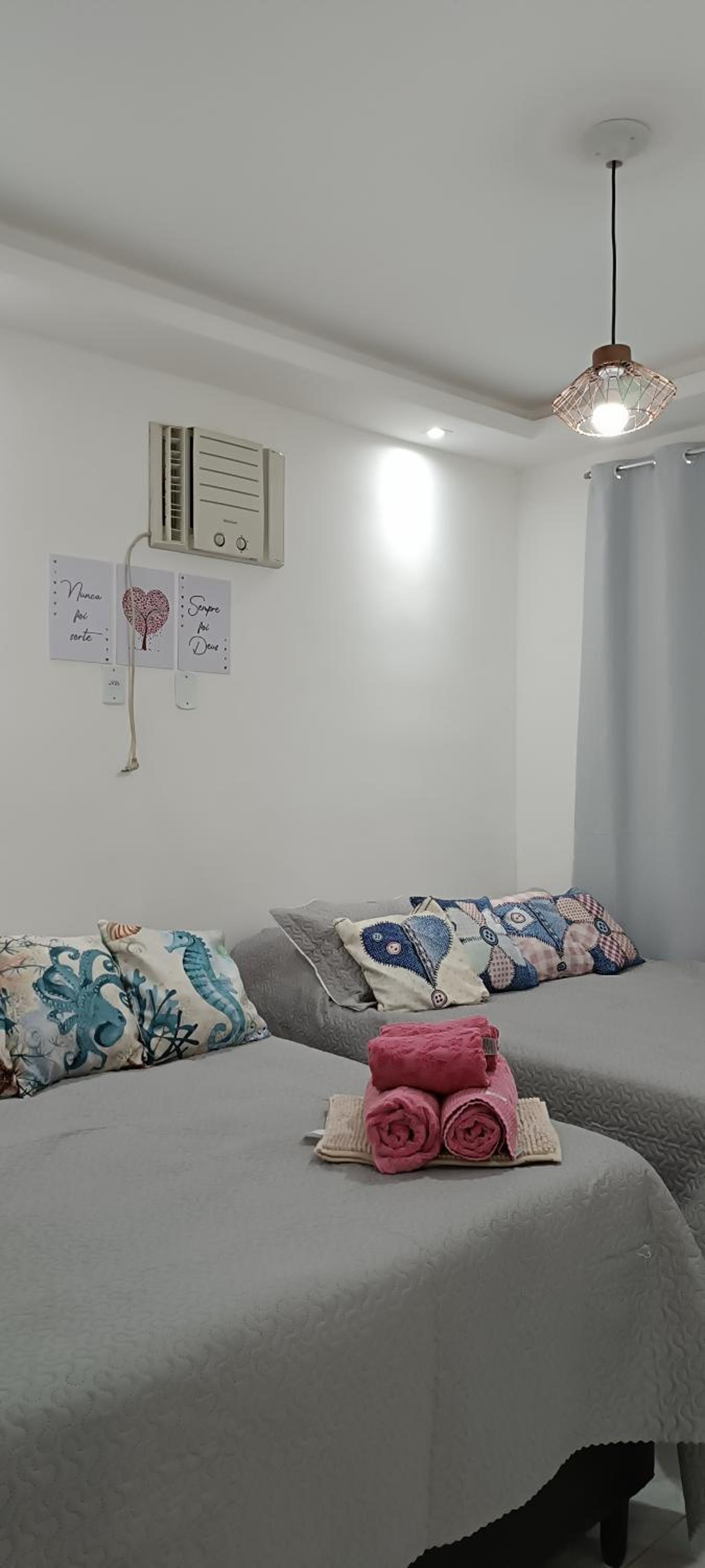 Casa em Unamar com piscina privativa