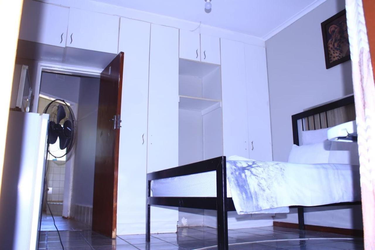 Victoria guest house Nyumbani