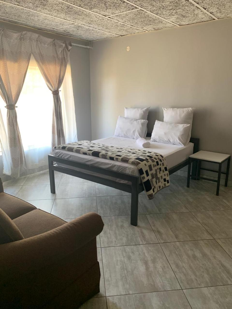Victoria guest house Nyumbani