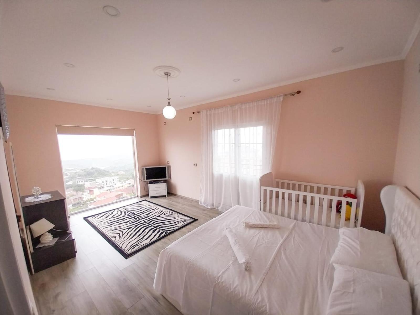 Sion Rooms