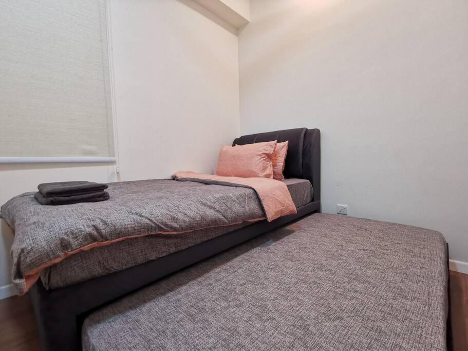 Cardiff 3 BedRoom Millerz Square, MidValley