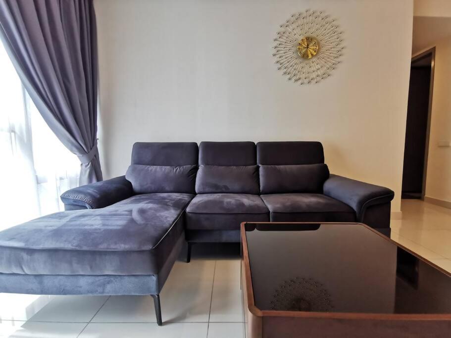 Cardiff 3 BedRoom Millerz Square, MidValley