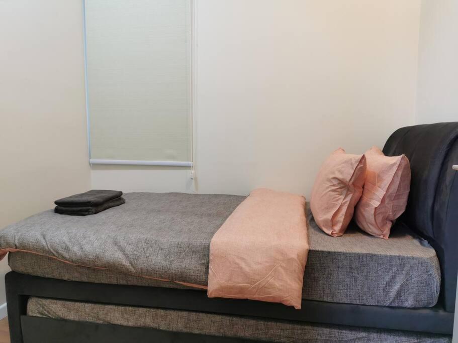 Cardiff 3 BedRoom Millerz Square, MidValley
