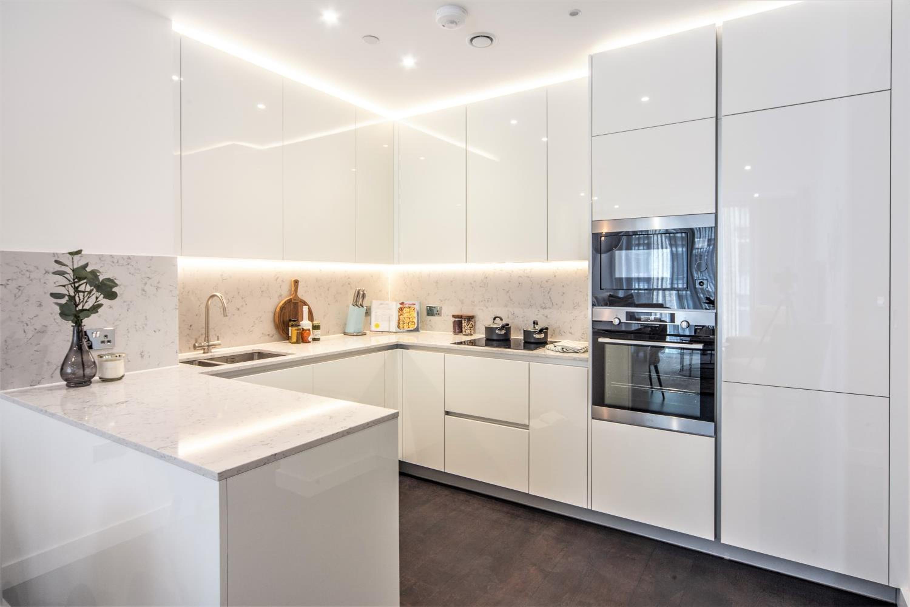 Thornes House Apartments