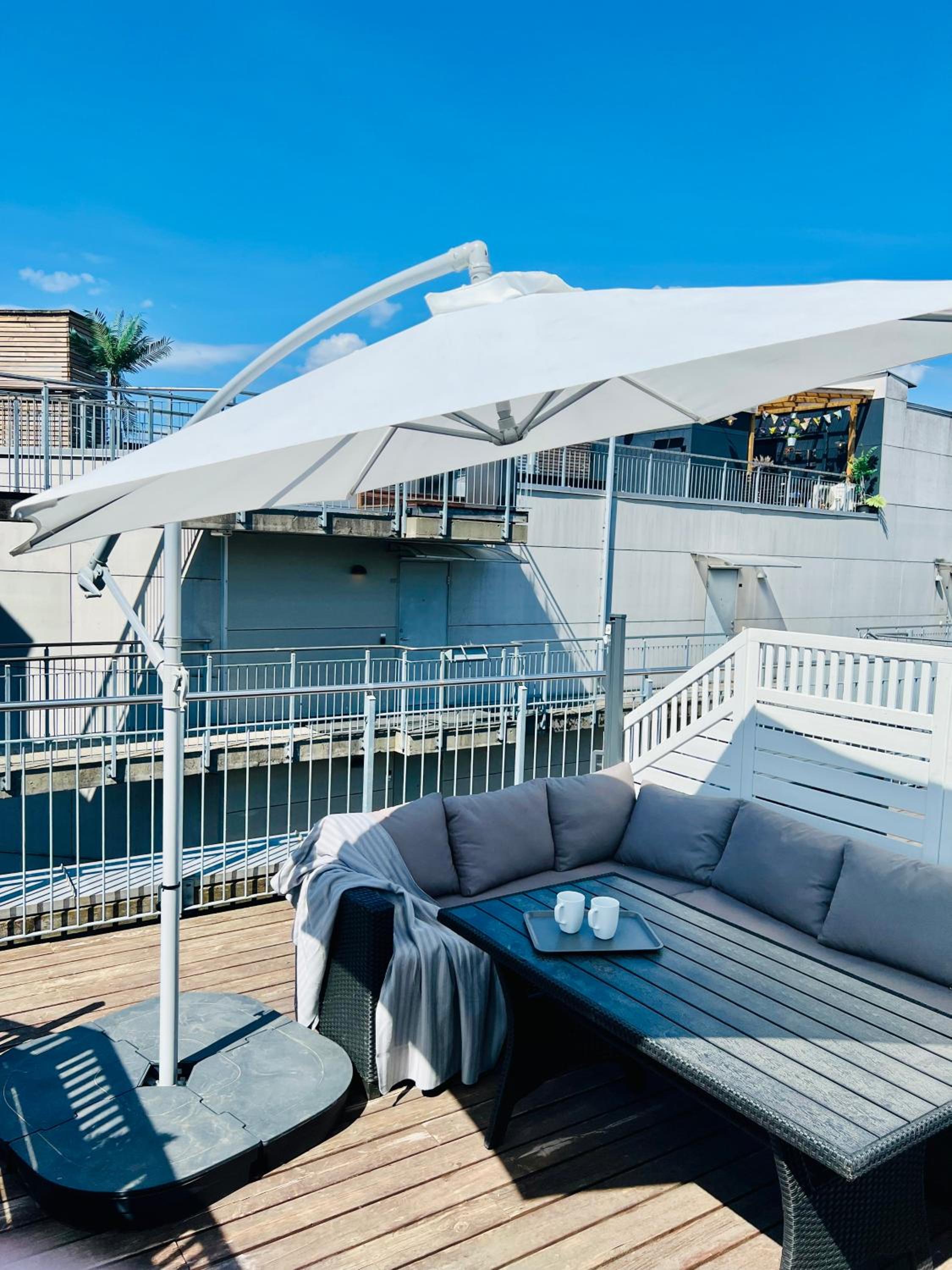 Ultracentral duplex with private rooftop terrace