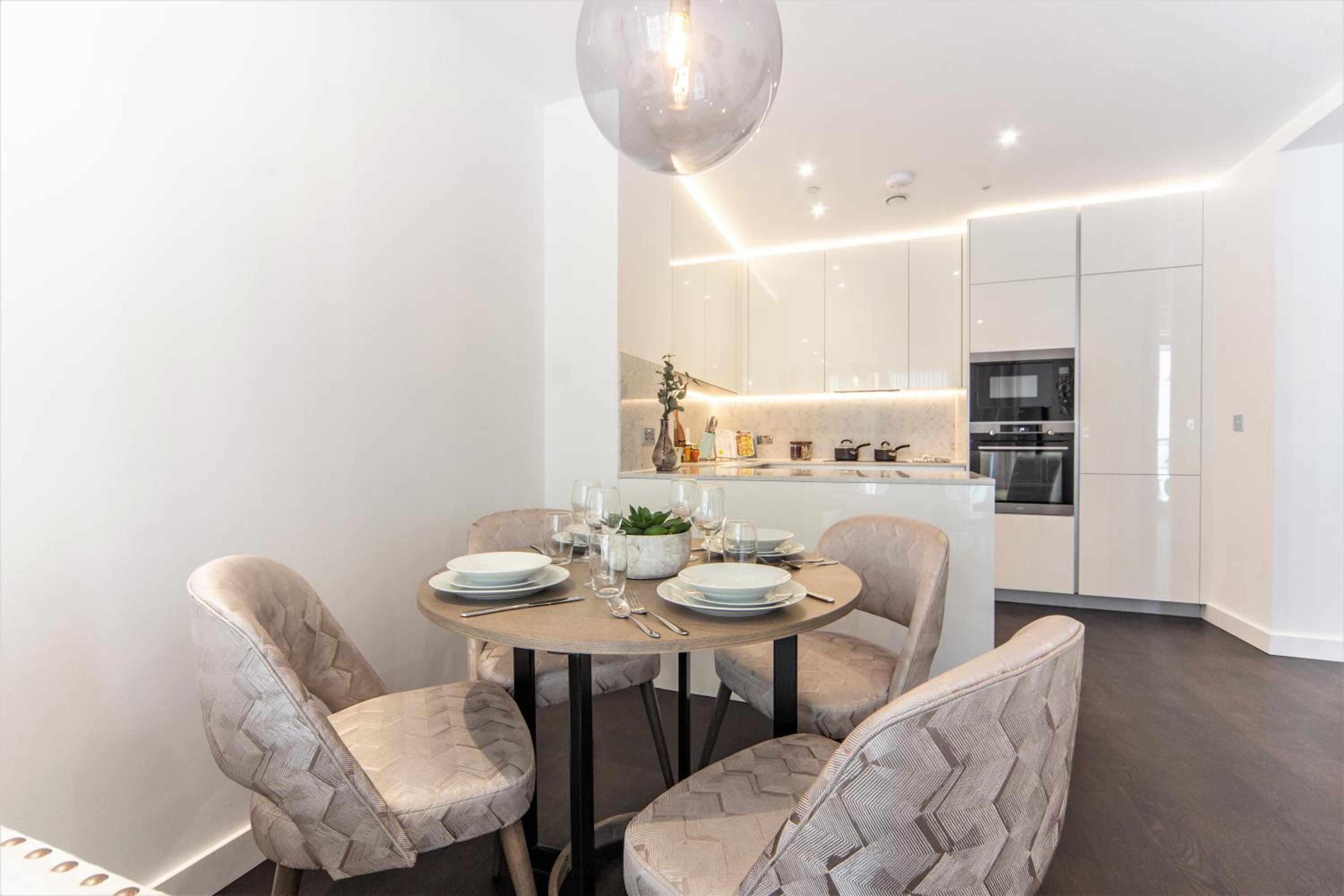 Thornes House Apartments