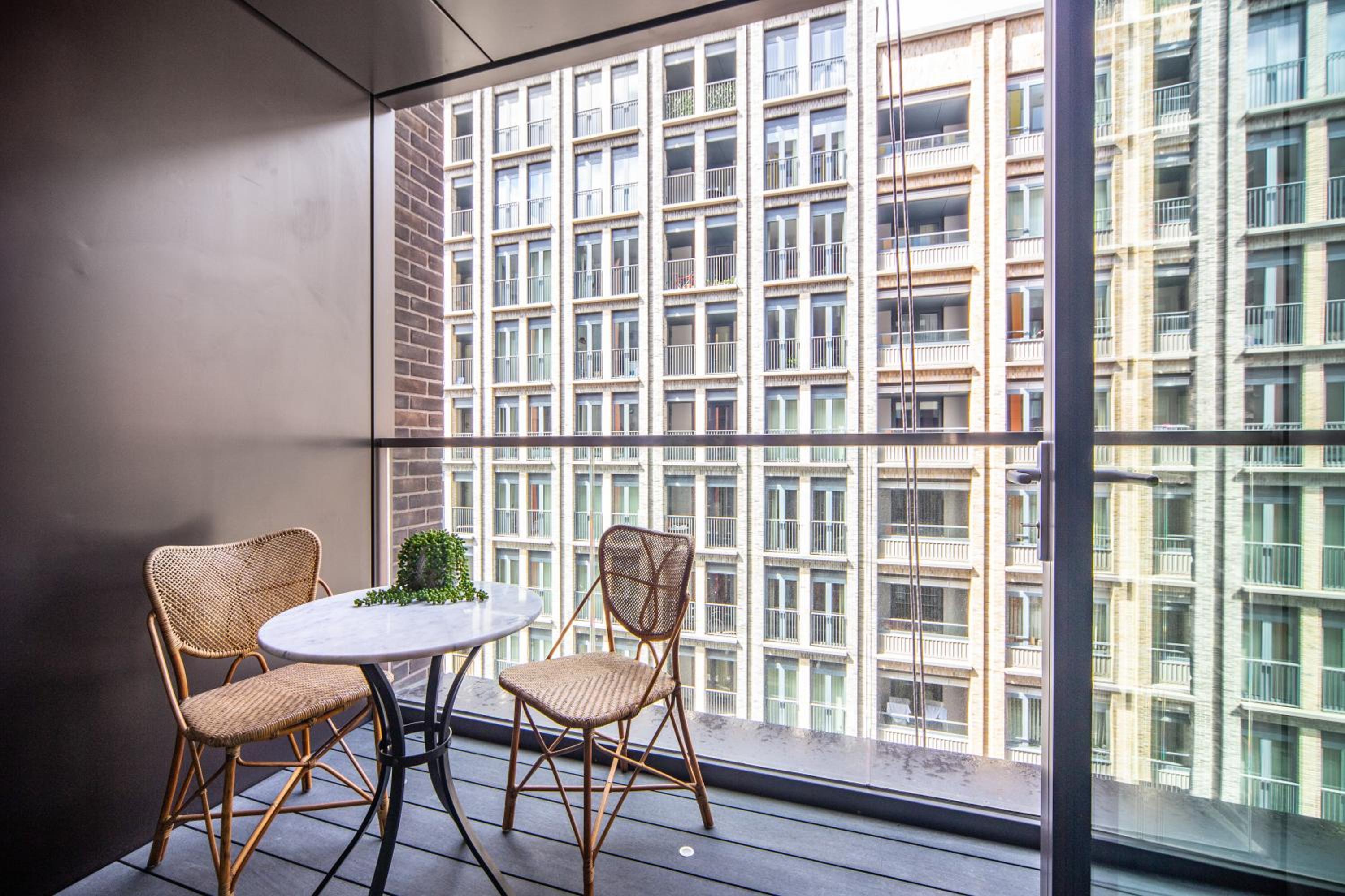 Thornes House Apartments