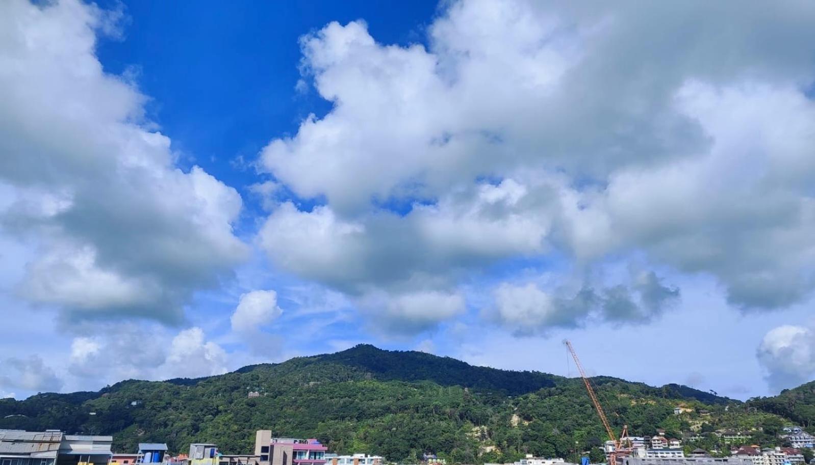 Hill View Lodge, Patong Beach