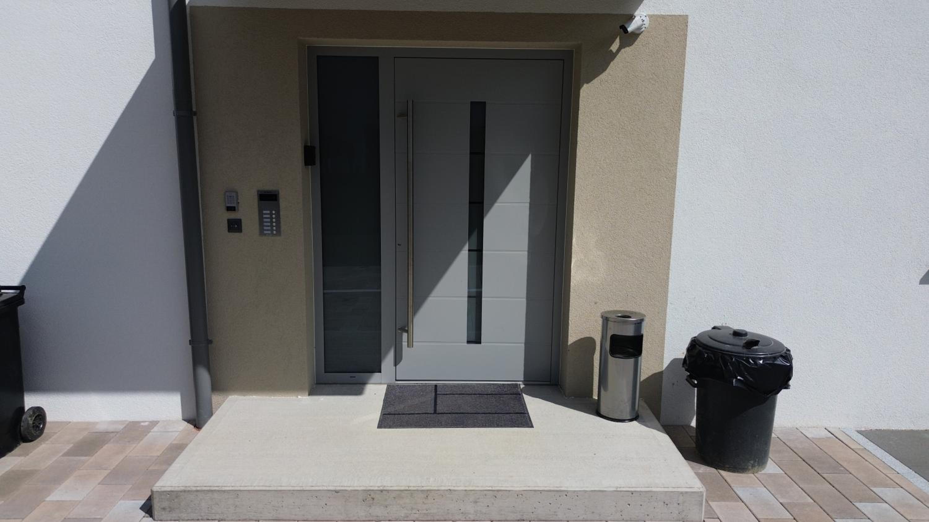 Hoch2 Apartment - Modern, komfortabel & 24h Self-Check-in mit Parkplatz