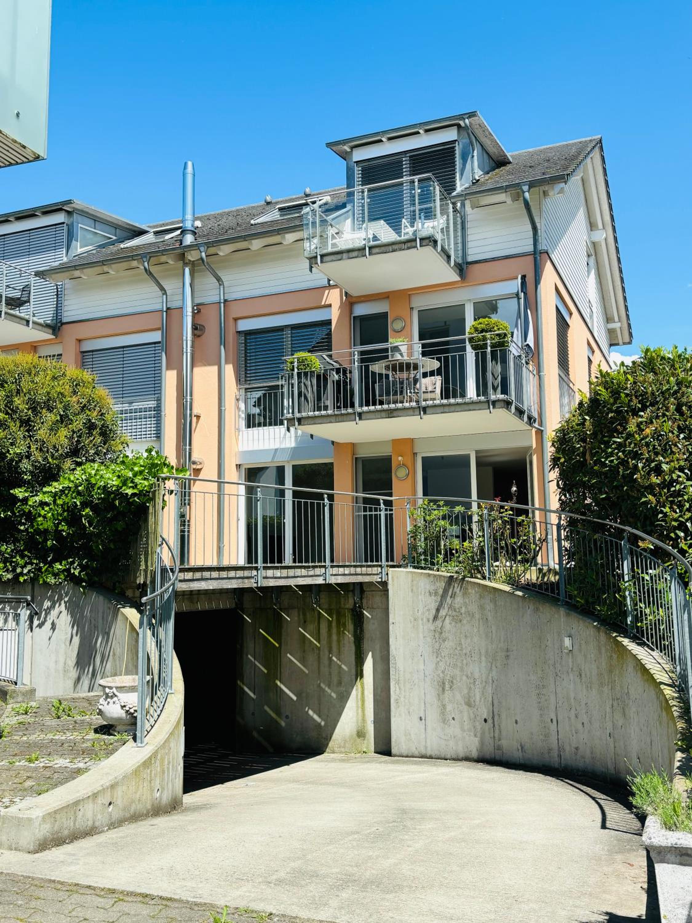 Lakefront View Entire Apartment with 2 bedrooms, 2 full bathrooms & Balcony Waterview
