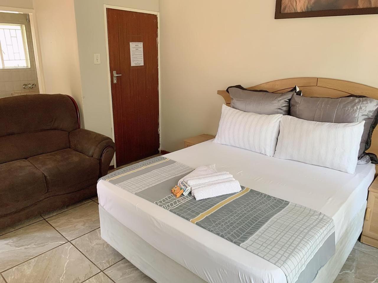 Victoria guest house Nyumbani
