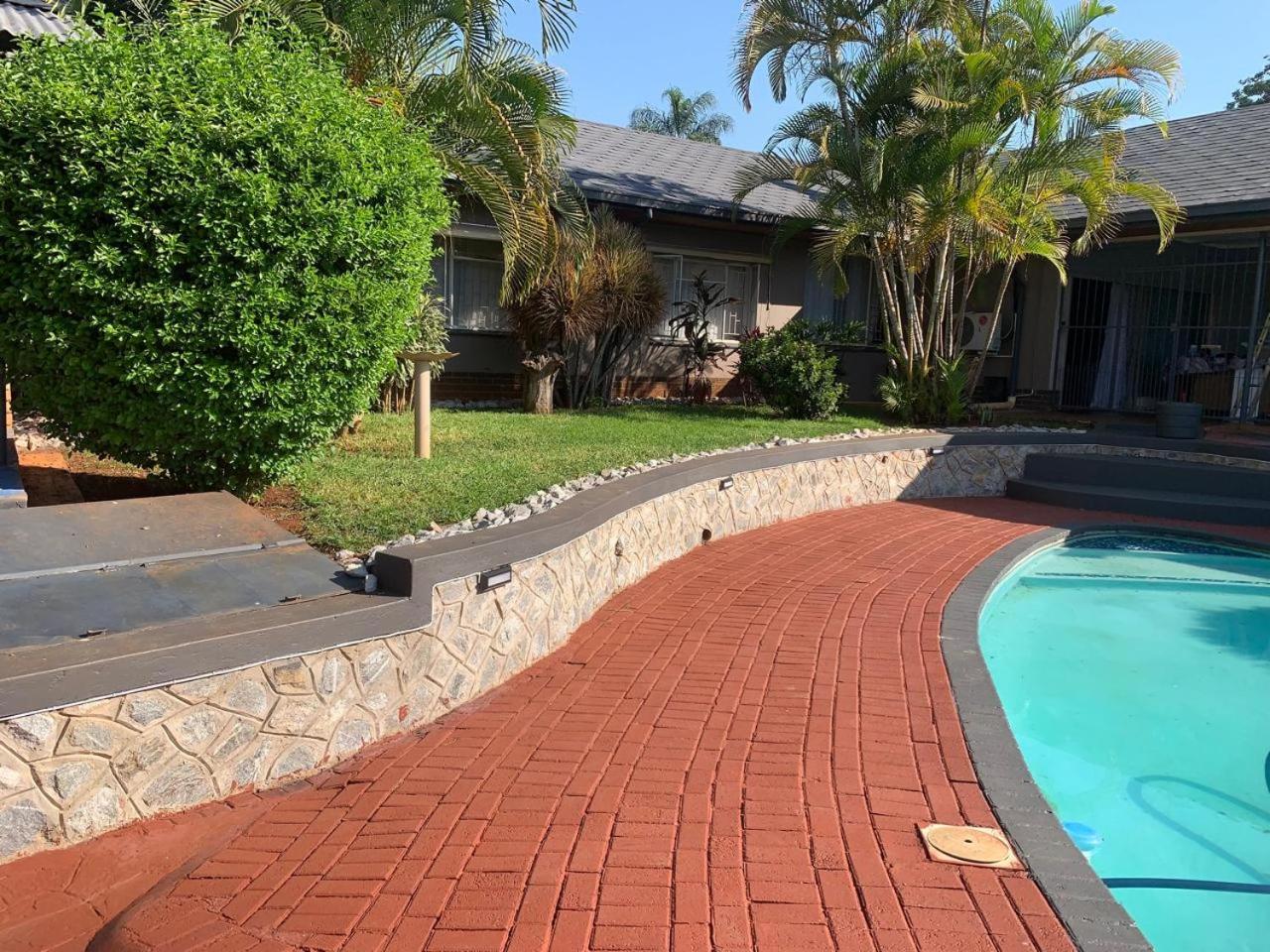 Victoria guest house Nyumbani