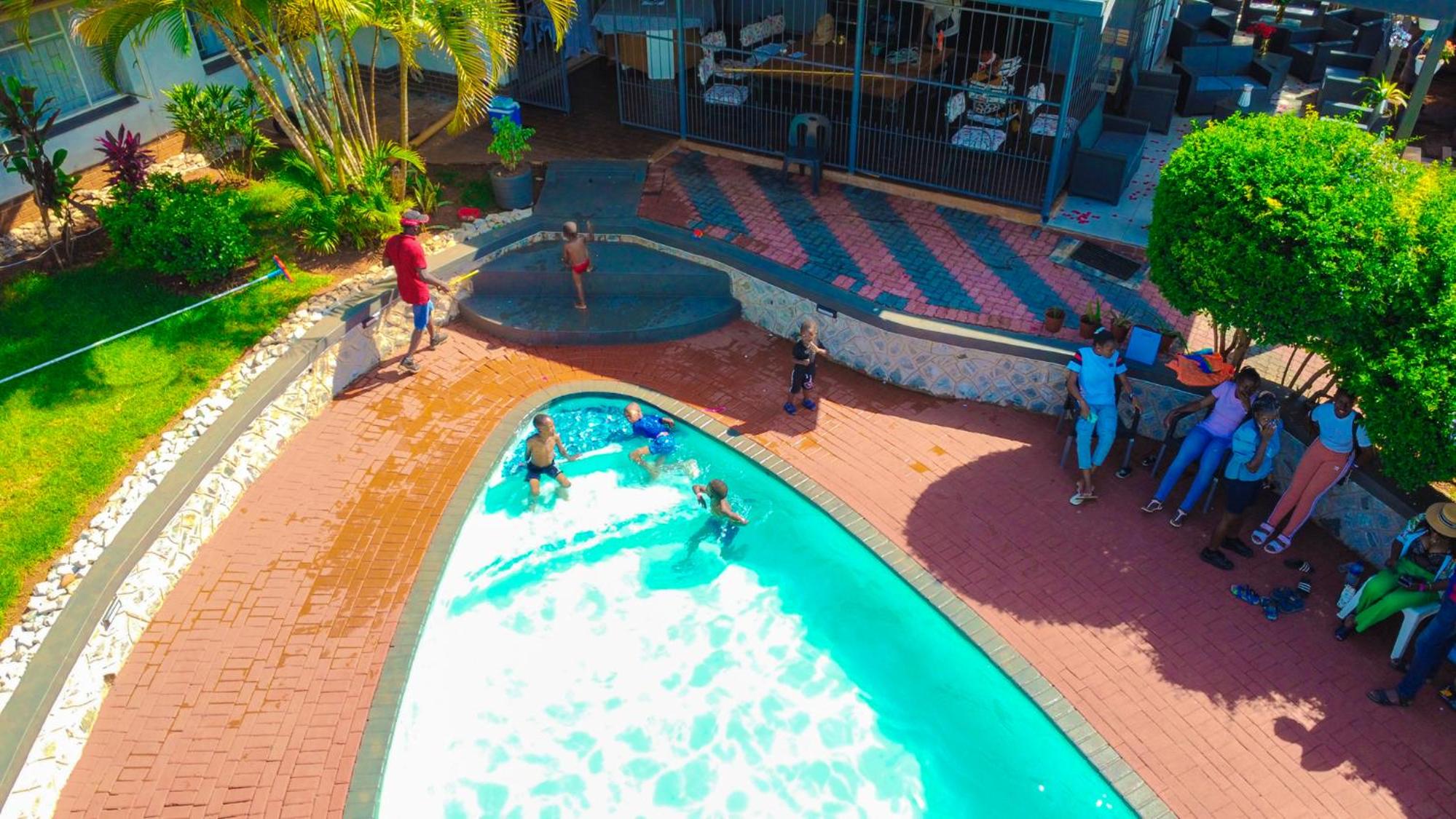 Victoria guest house Nyumbani