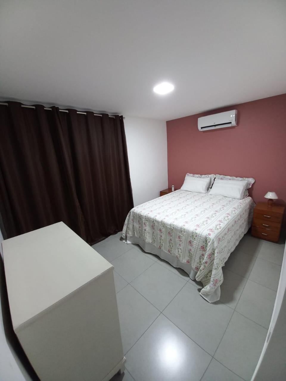 Casa Duplex Climatizada com Piscina para 10 pessoas