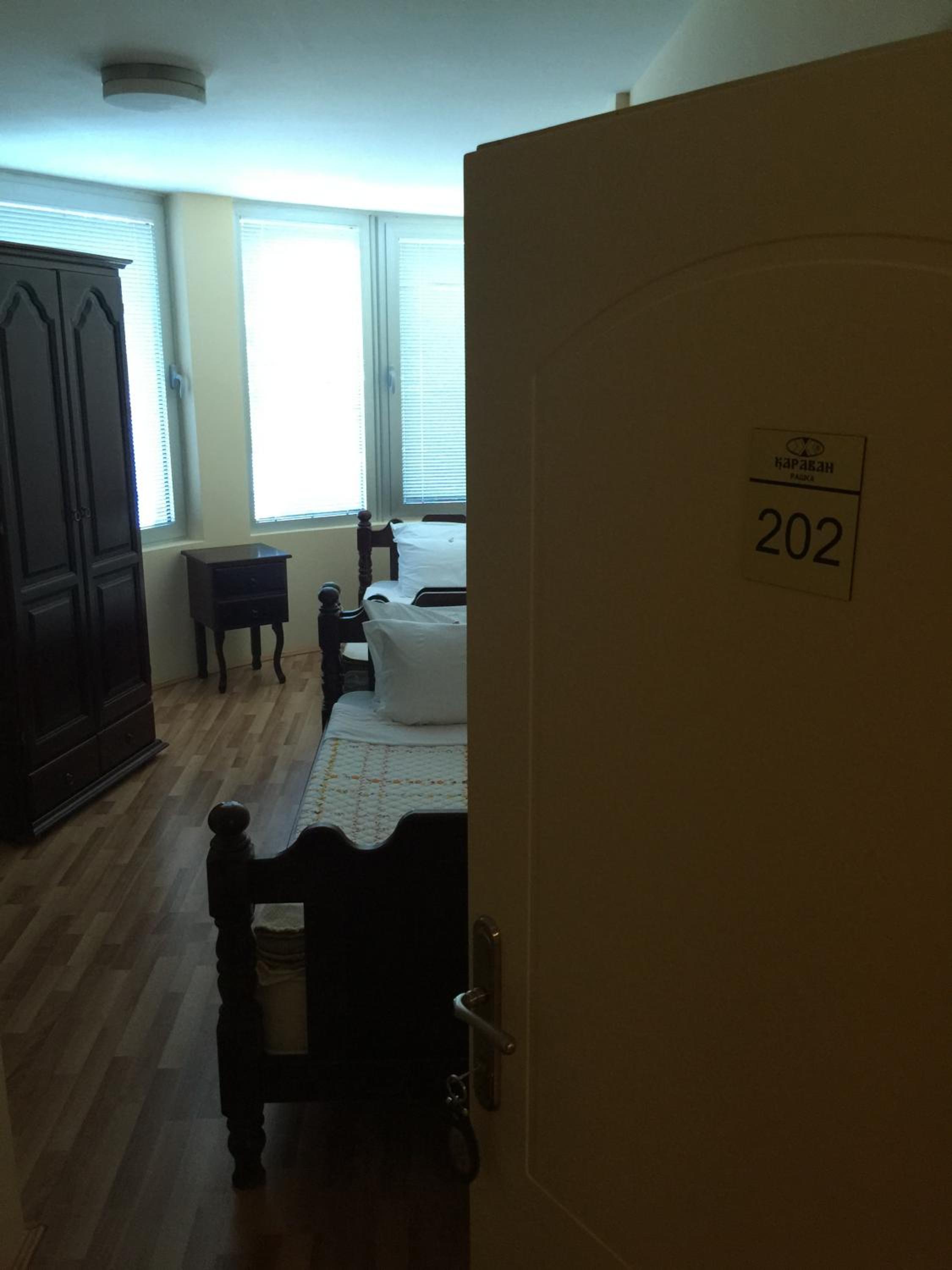 Photo 48