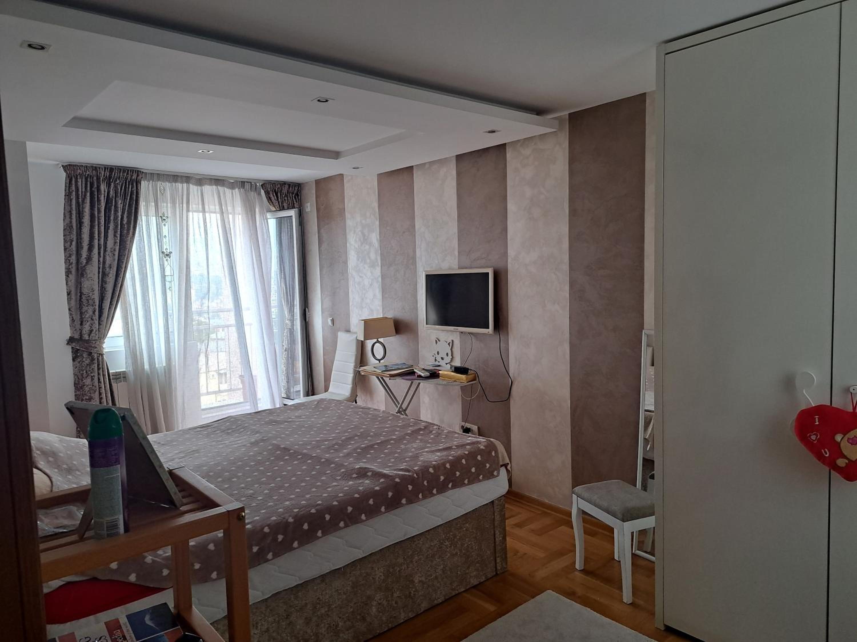 Lux Apartman 7 view 2