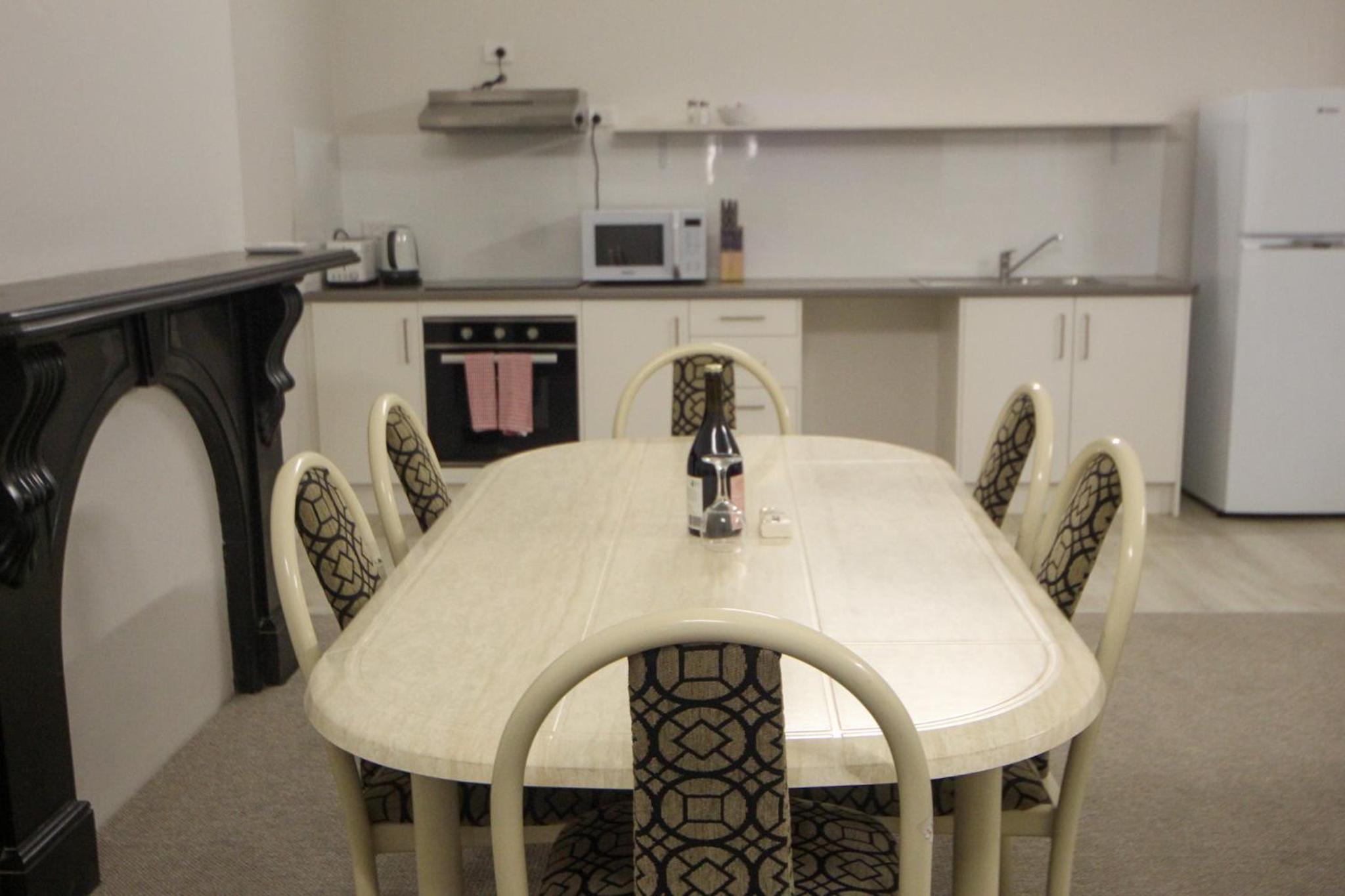 Seafield Tower Glenelg Apartment No 1