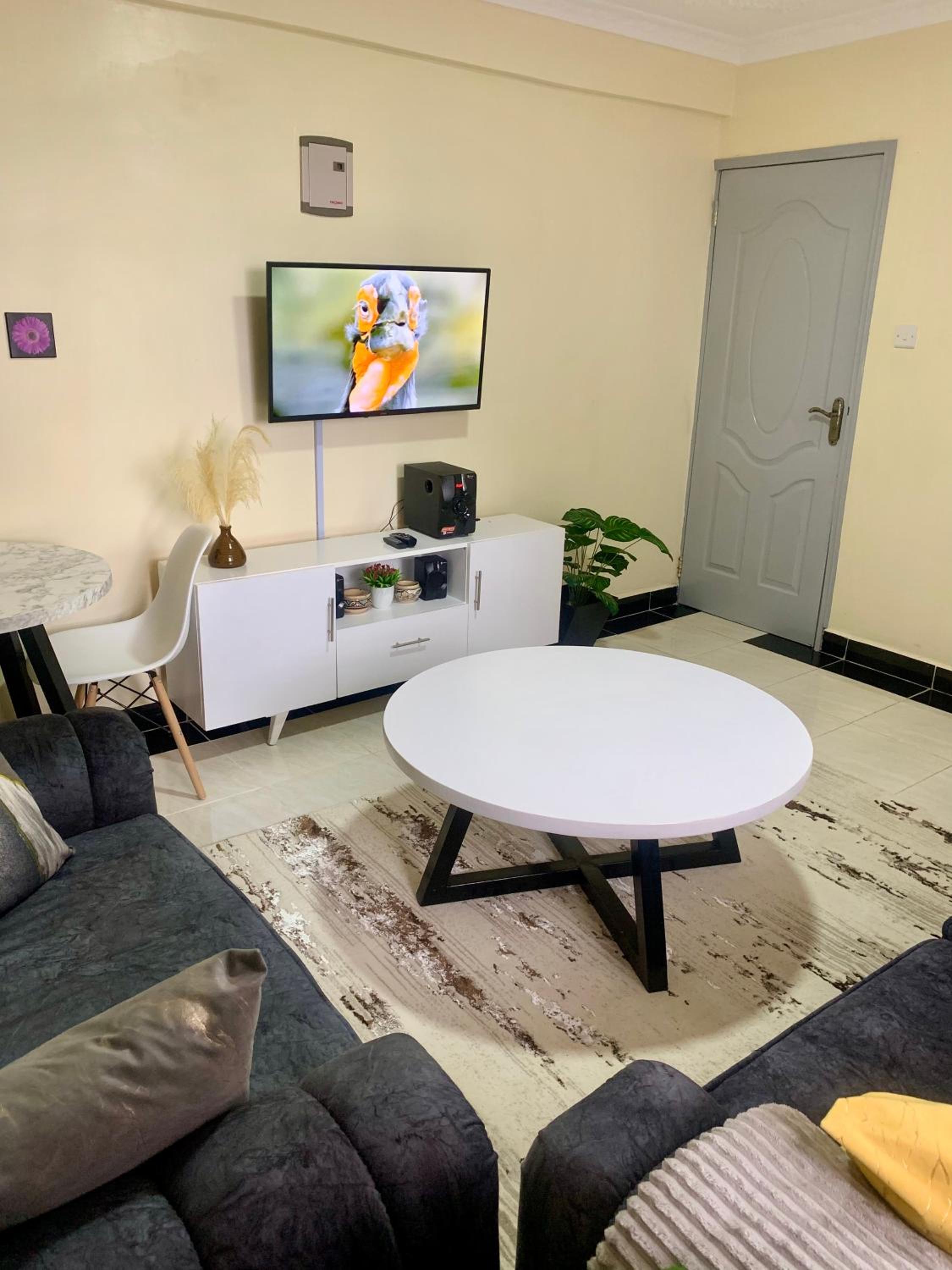 Trice Homes One Bedroom Condo at Lavender Apartment view 3