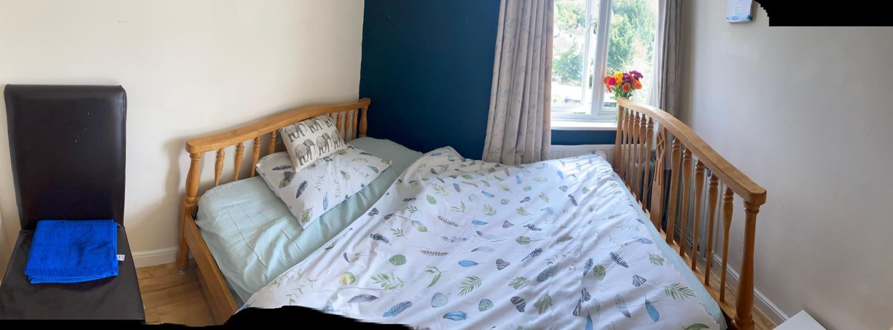 High Wycombe Vacations - Private Lovely double bedroom - Property Image 7