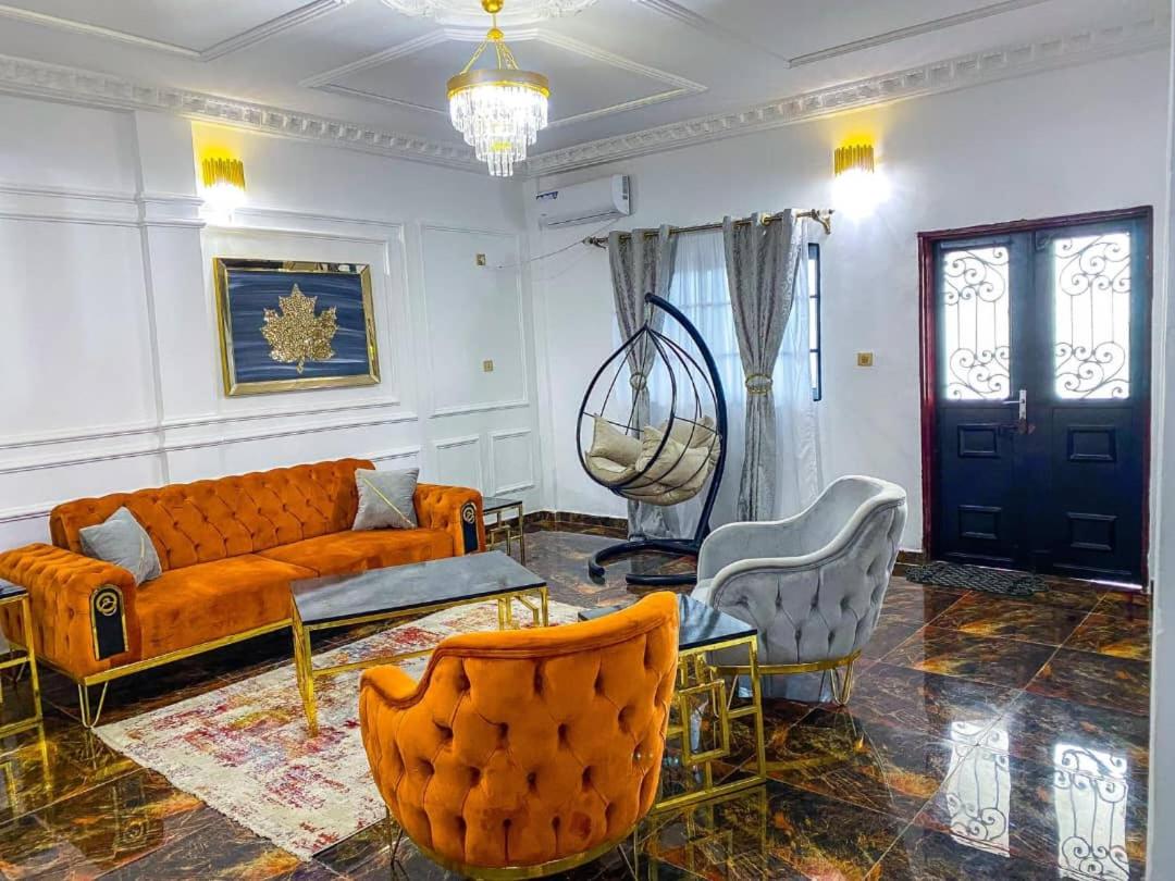 ROCK CASTLE FURNISHED APARTMENTS