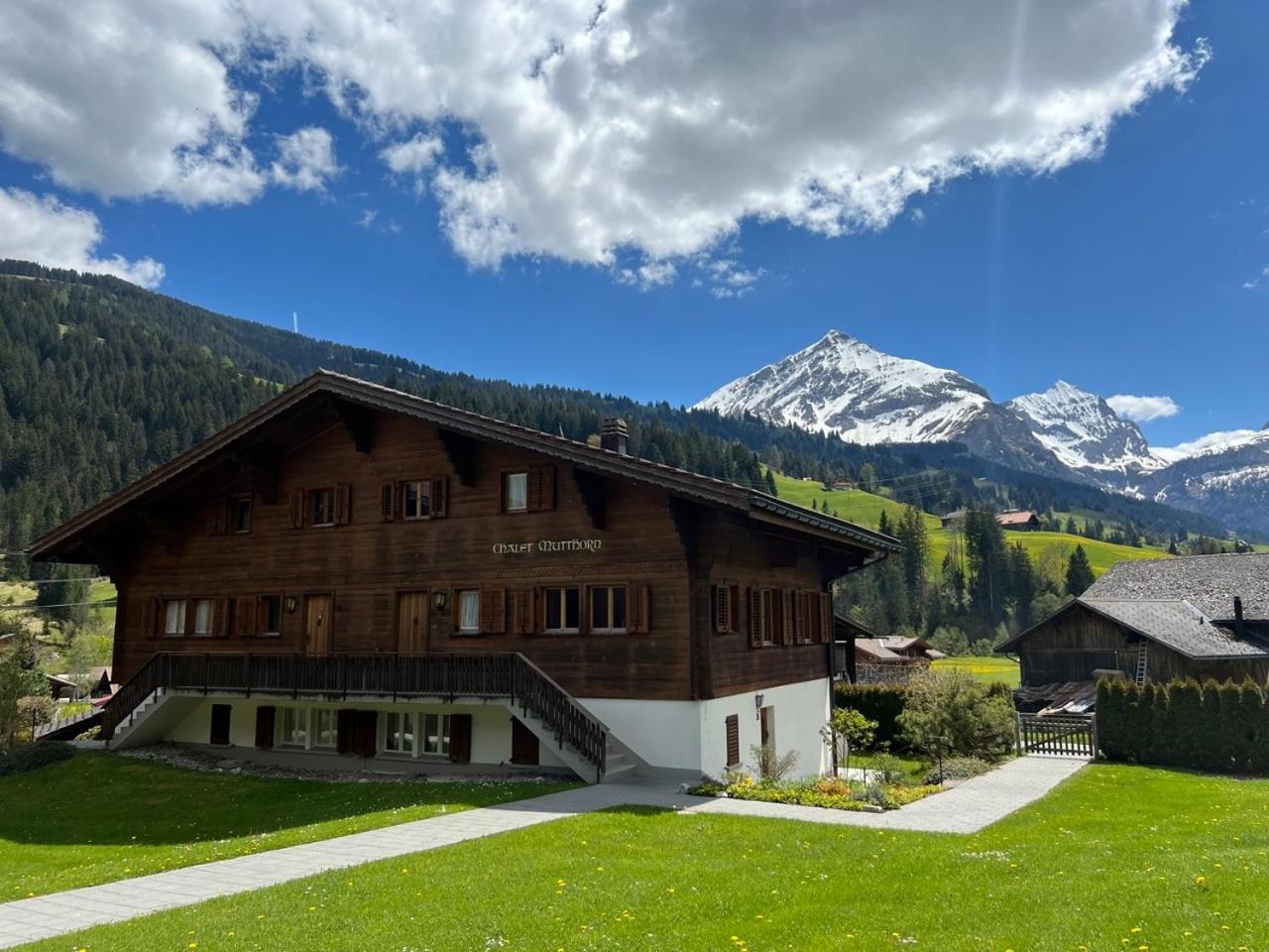 Beautiful Apartment With Stunning View - Chalet Mutthorn view 5