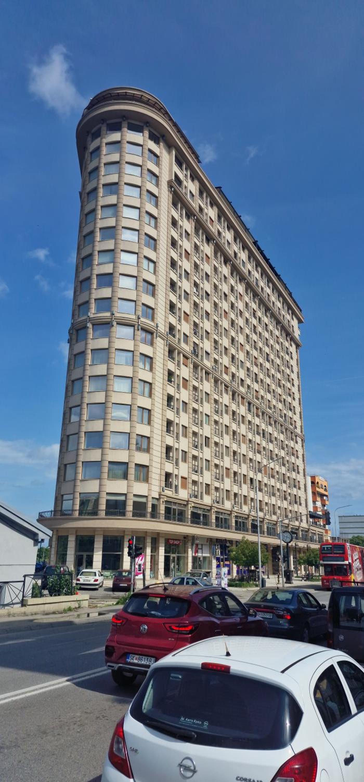 Skopje Starlight Apartments - Flatiron view 5