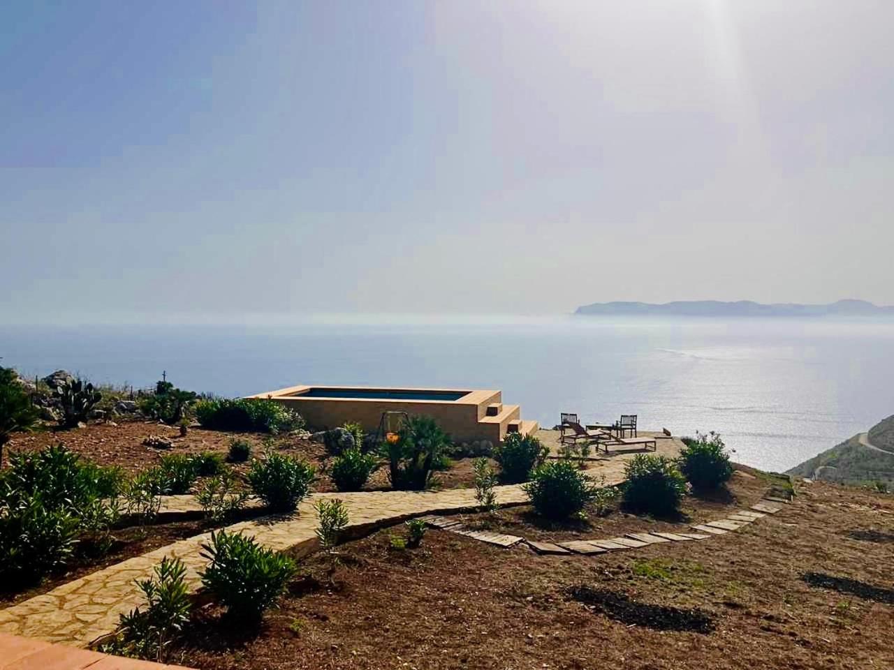Casa di Cri - Sea View Villa with Pool