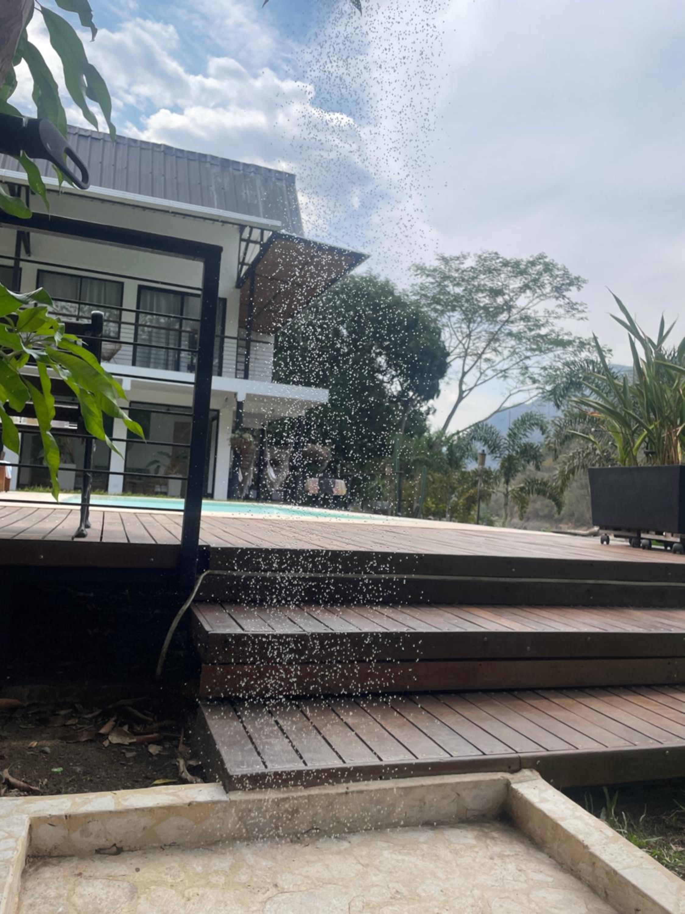 Casa junto al río en Bolombolo